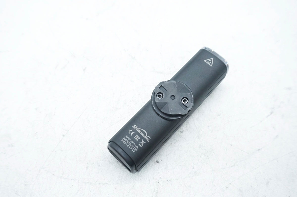 OLIGHT 「オーライト」 RN 1500 フロントライト / 大阪門真店