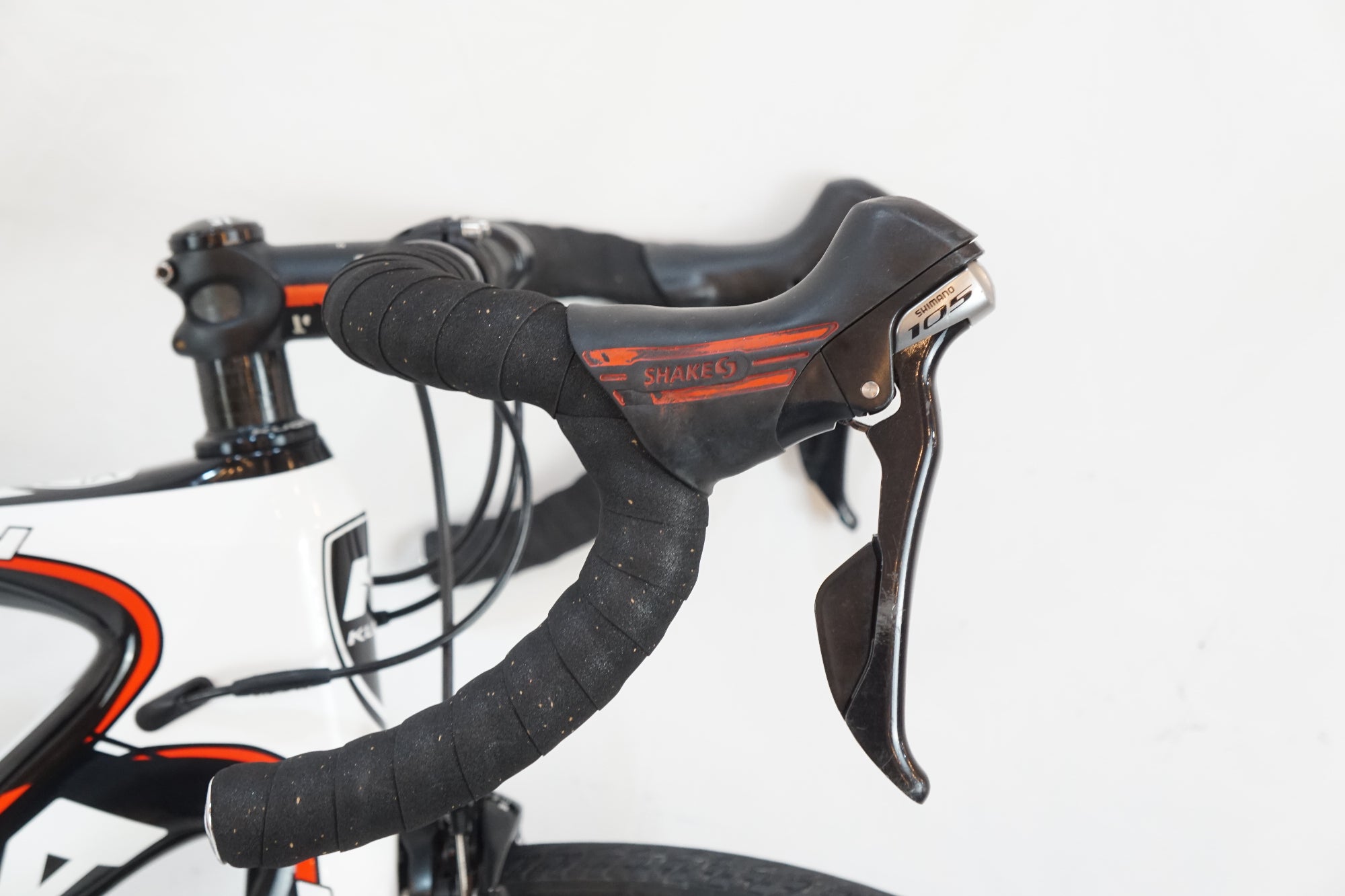 KUOTA 「クオータ」 KRYON 2015年モデル ロードバイク / バイチャリ浦和ベース