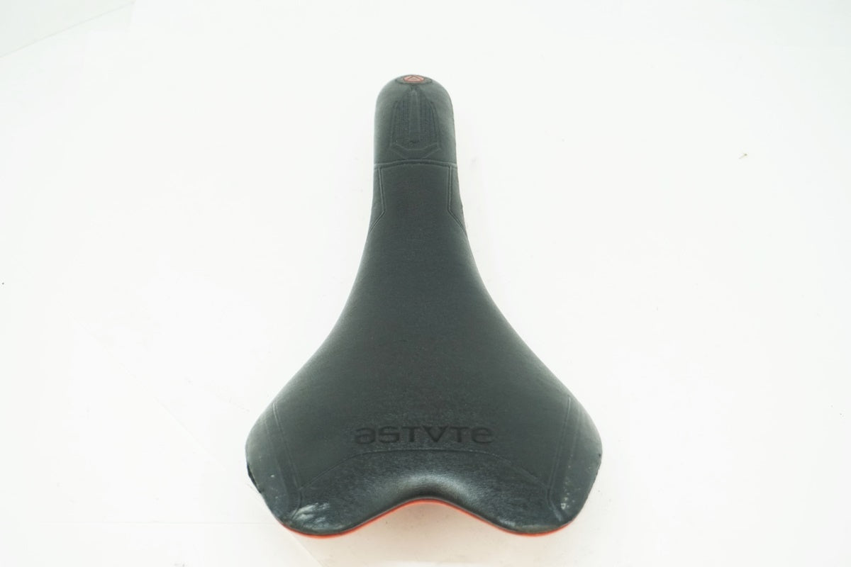 レビュー高評価のおせち贈り物 ASTUTE 「アスチュート」 SKYLITE SR カーボンレールサドル その他