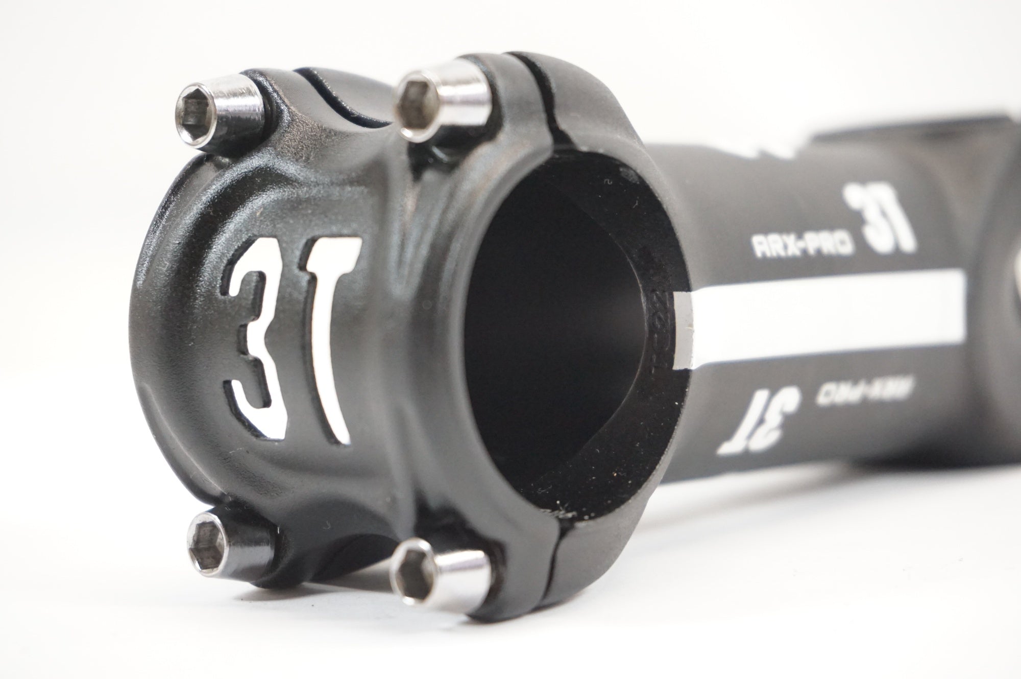 3T 「スリーティー」 ARX PRO φ31.8 90mm -6° ステム / 宇都宮店