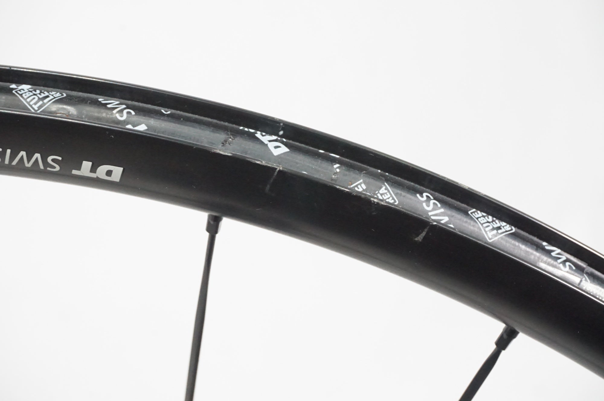 DT SWISS 「ディーティースイス」 P1800 SPLINE 23 DISC シマノ11速 ホイールセット / AKIBA店