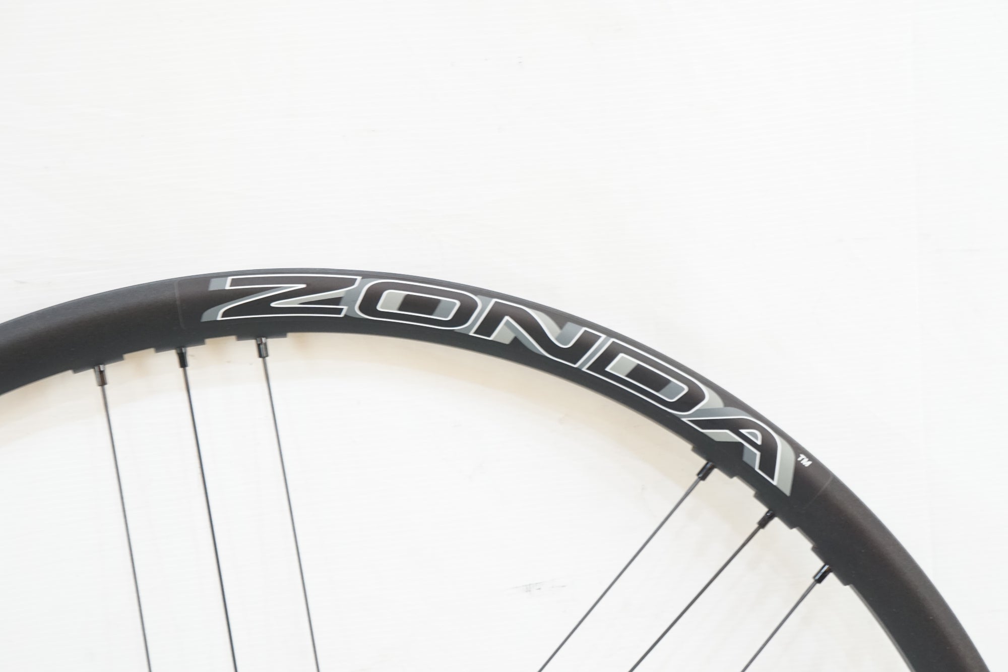 CAMPAGNOLO 「カンパニョーロ」 ZONDA DB シマノ11速 ホールセット