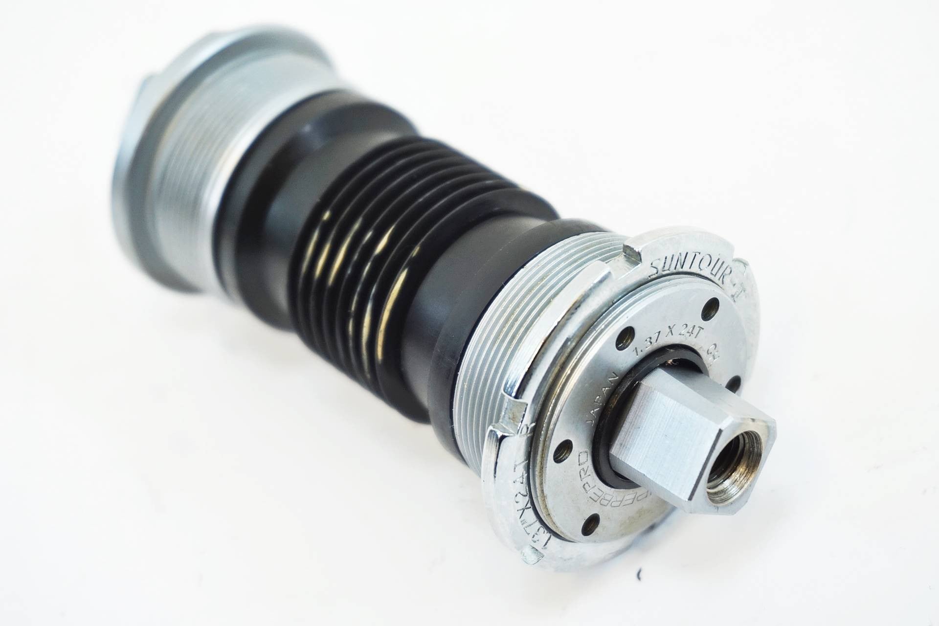 SUNTOUR 「サンツアー」 SUPERBE PRO 37x24T ボトムブラケット / 有明ガーデン店