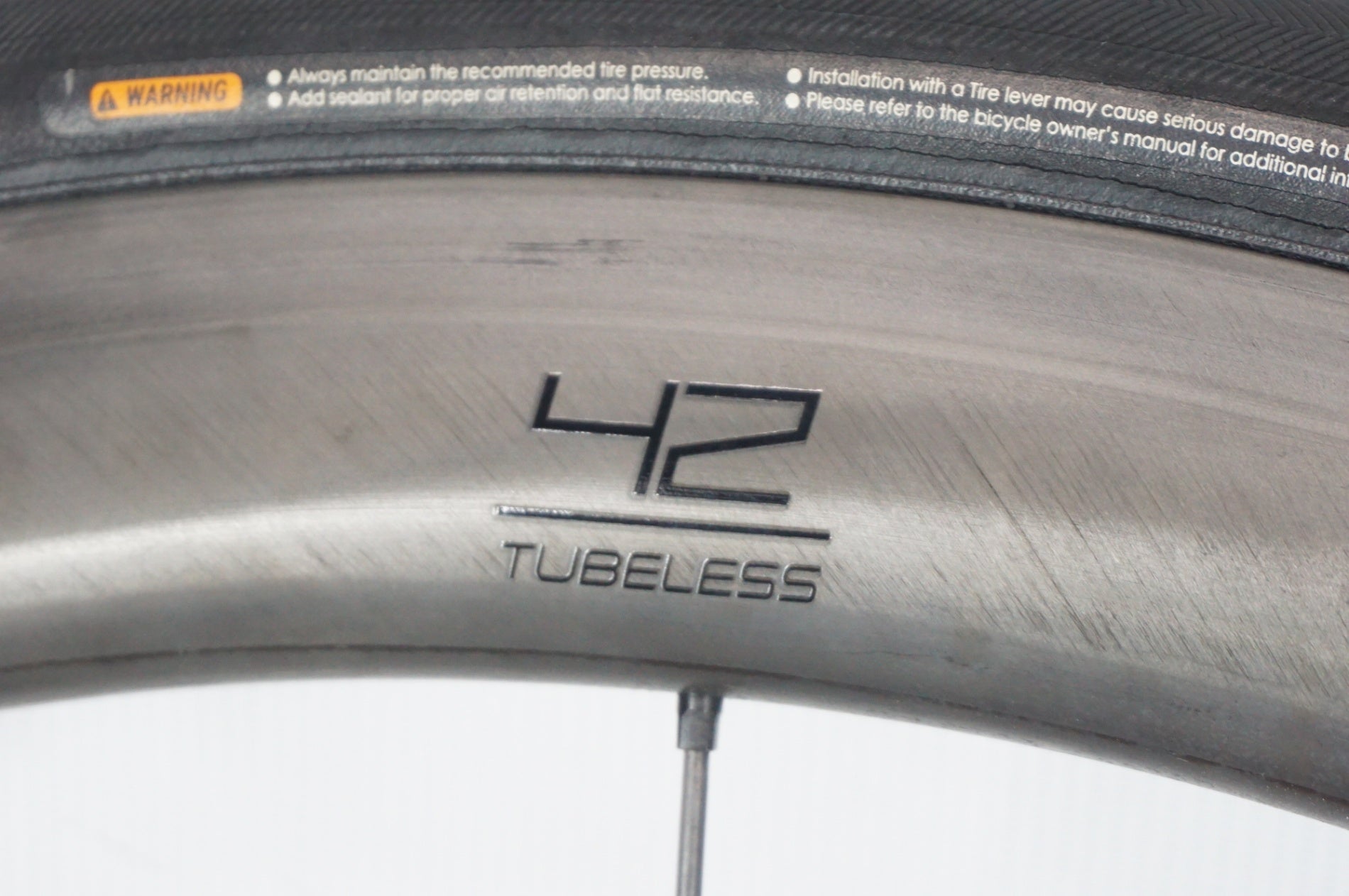 CADEX 「カデックス」 42 TUBELESS シマノ11速 ホイールセット / 阪急塚口店