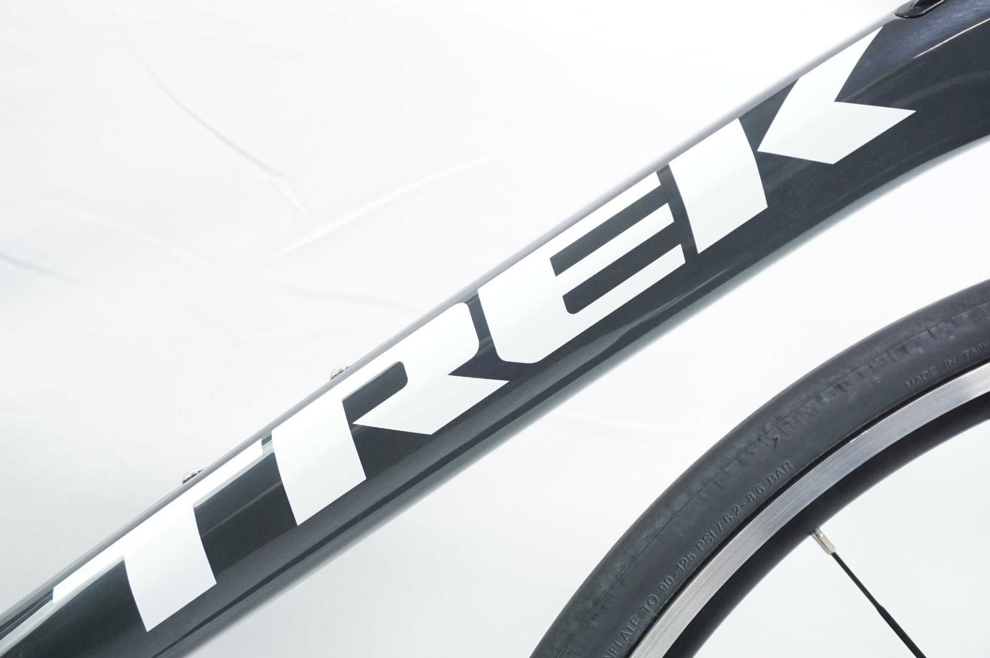 TREK 「トレック」 DOMANE SL5 2018年モデル フレームセット TREK(トレック)Domane SL5(ドマーネSL5)2018年 エンデュランスロード大