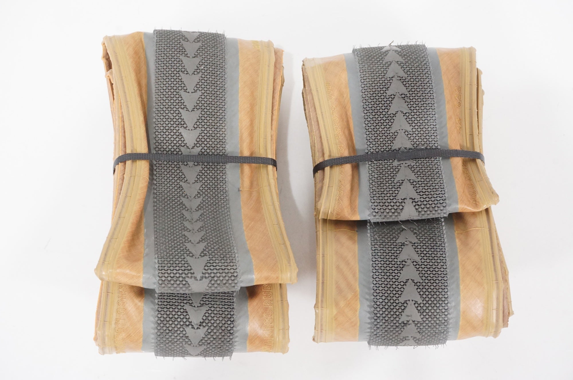 ULTRADYNAMICO 「ウルトラダイナミコ」 CAVA タイヤセット/ AKIBA店