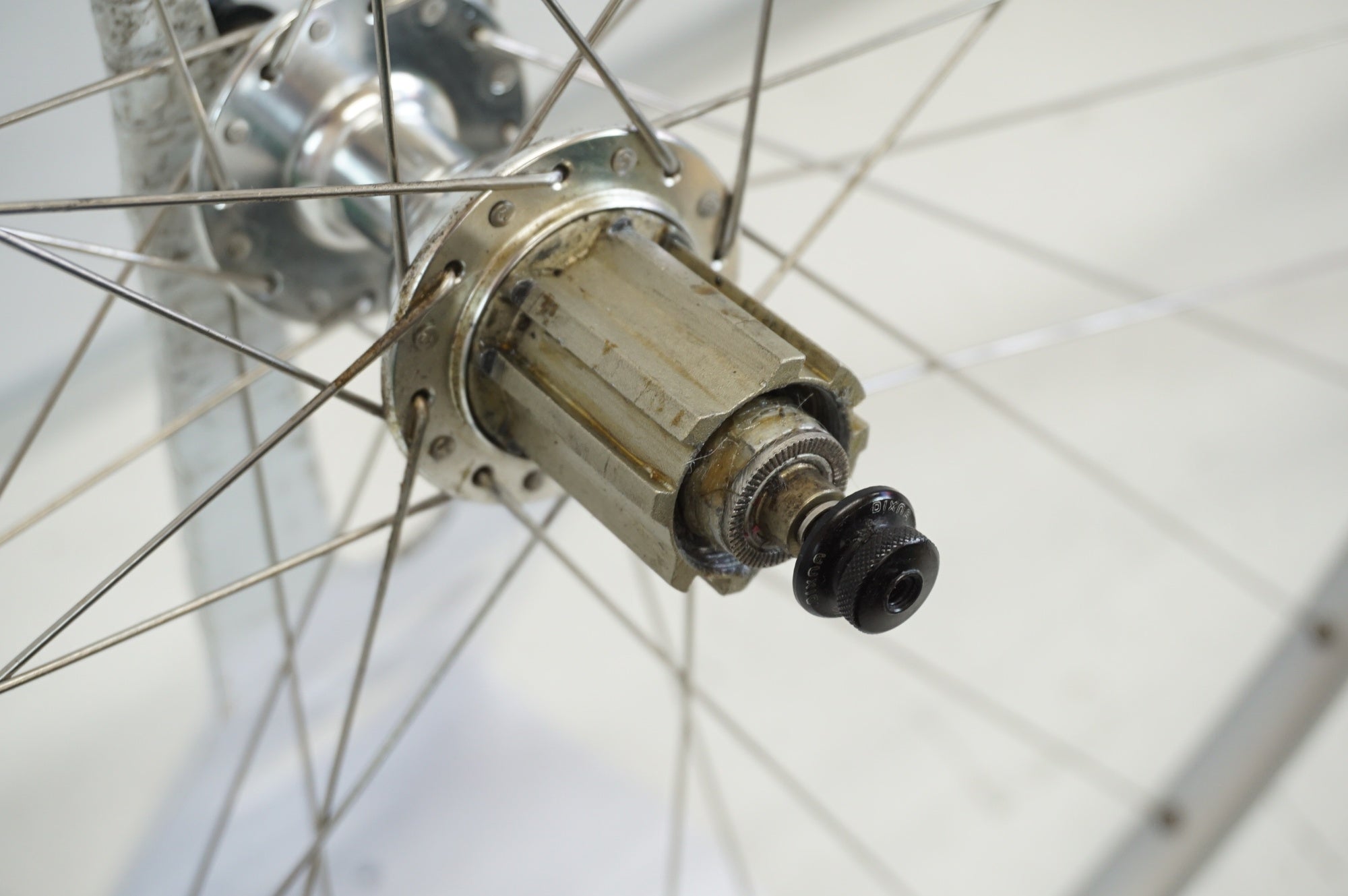 AMBROSIO 「アンブロッシオ」 リム GRAND BOIS ハブ カンパフリー 手組