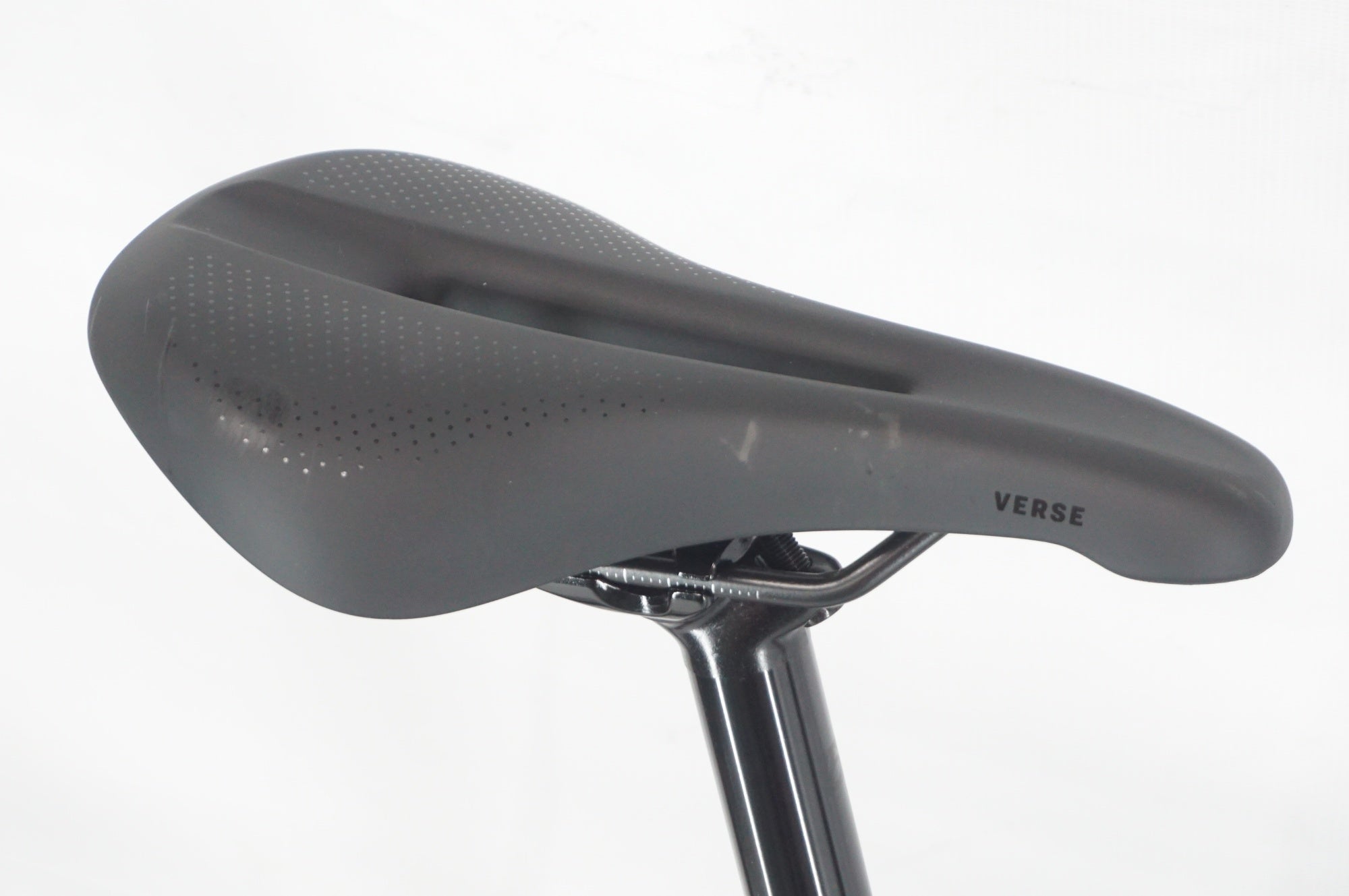 TREK 「トレック」 DOMANE AL5 2025-2026年モデル ロードバイク / 阪急塚口店