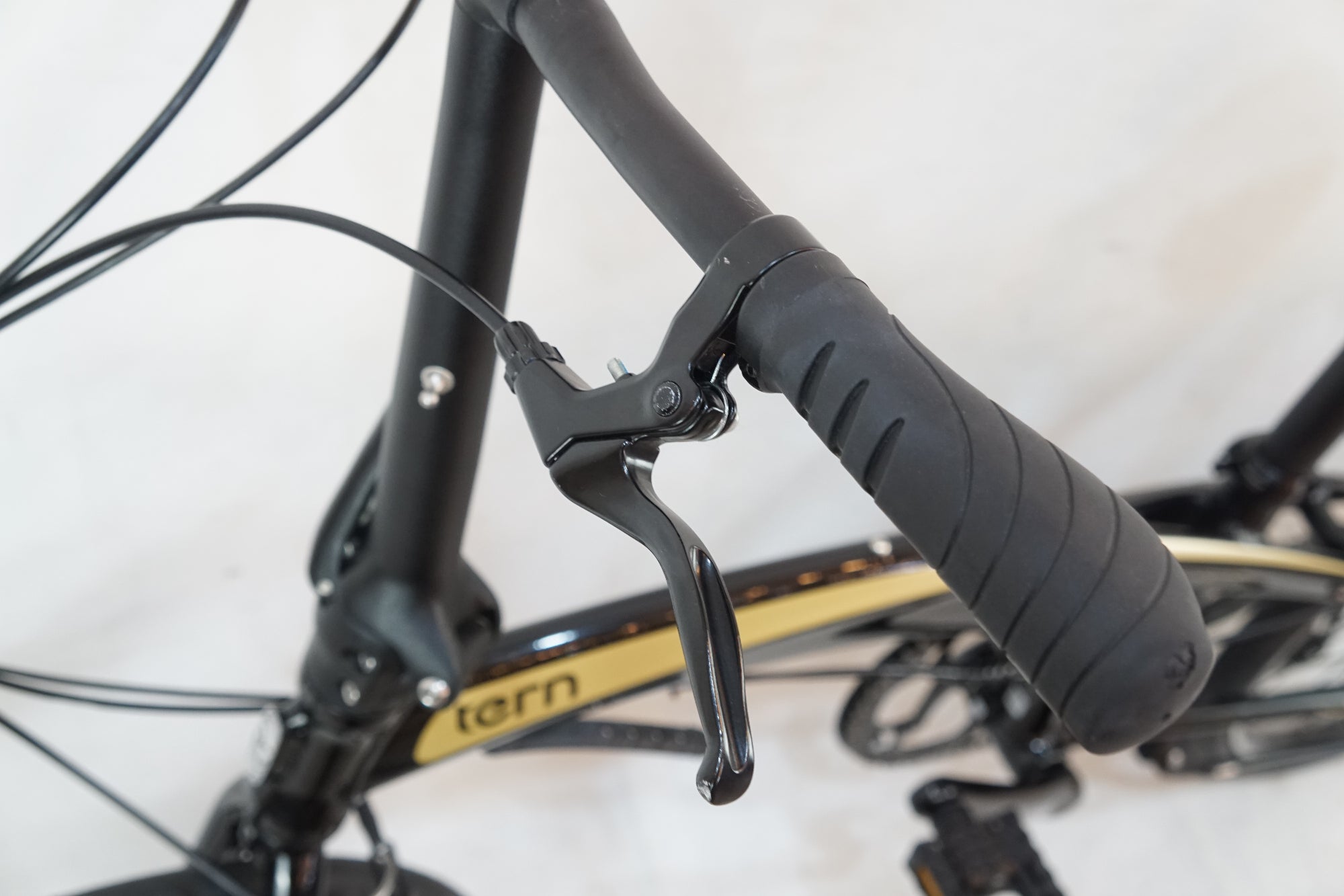 TERN 「ターン」 VERGE N8 2015年モデル 20インチ 折り畳み自転車 / バイチャリ浦和ベース