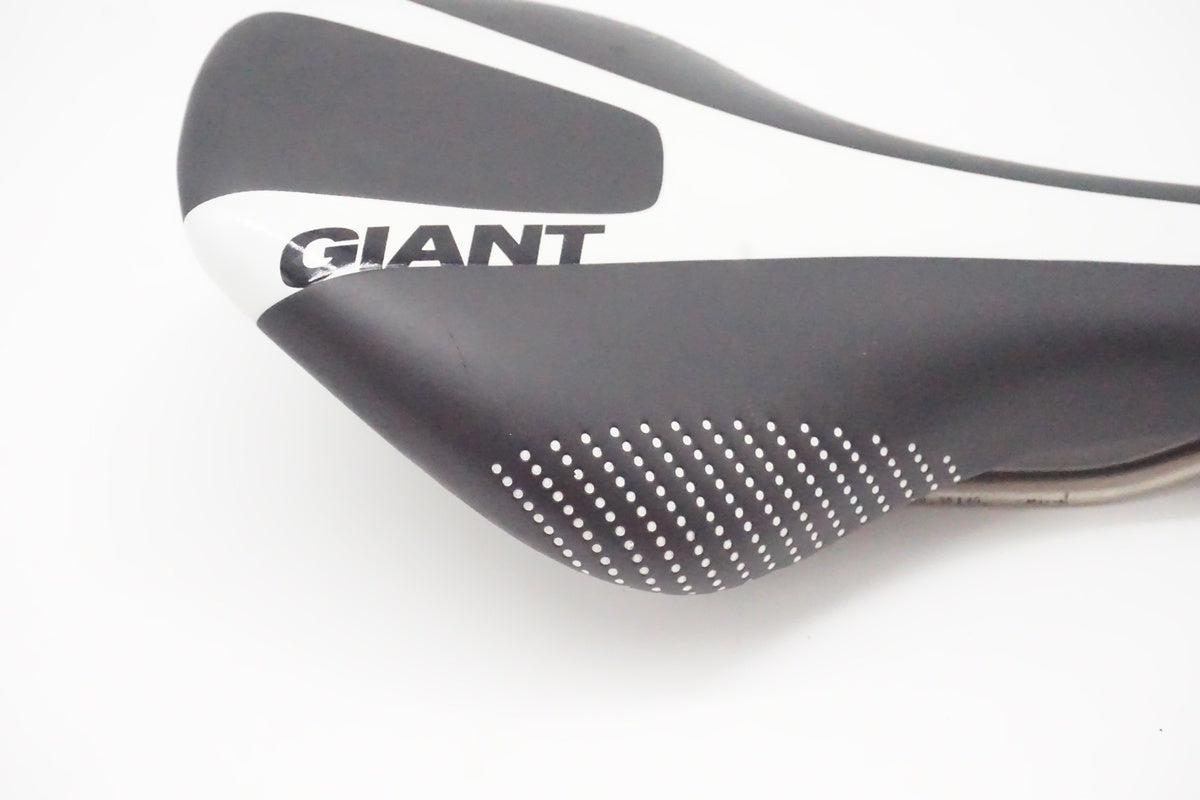 GIANT「ジャイアント」」 VL-1184 サドル/ 京都西院店