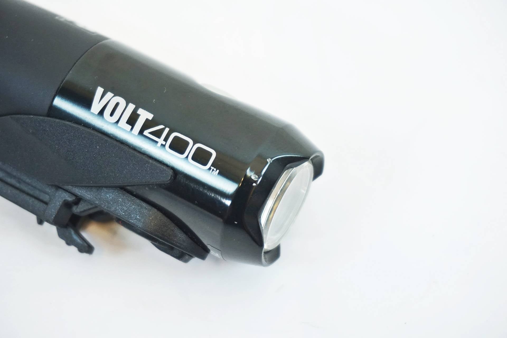 【中古美品】CATEYE VOLT400NEO 自転車用フロントライト VOLT400 NEO | 製品情報 | CATEYE（キャットアイ）