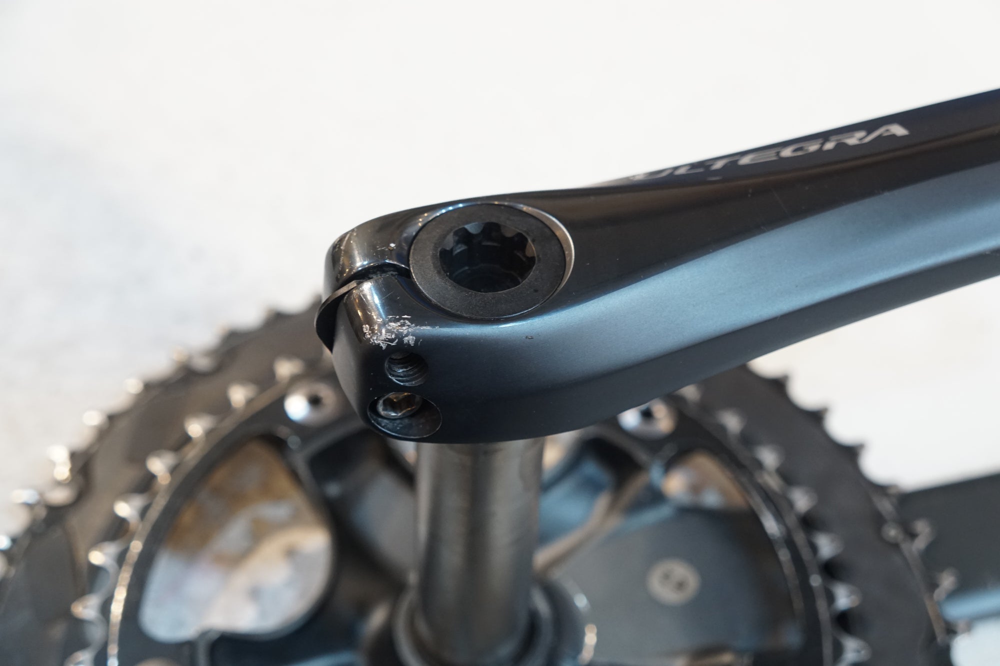 SHIMANO 「シマノ」 ULTEGRA FC-6700 172.5mm 52-39T クランクセット / バイチャリ浦和ベース