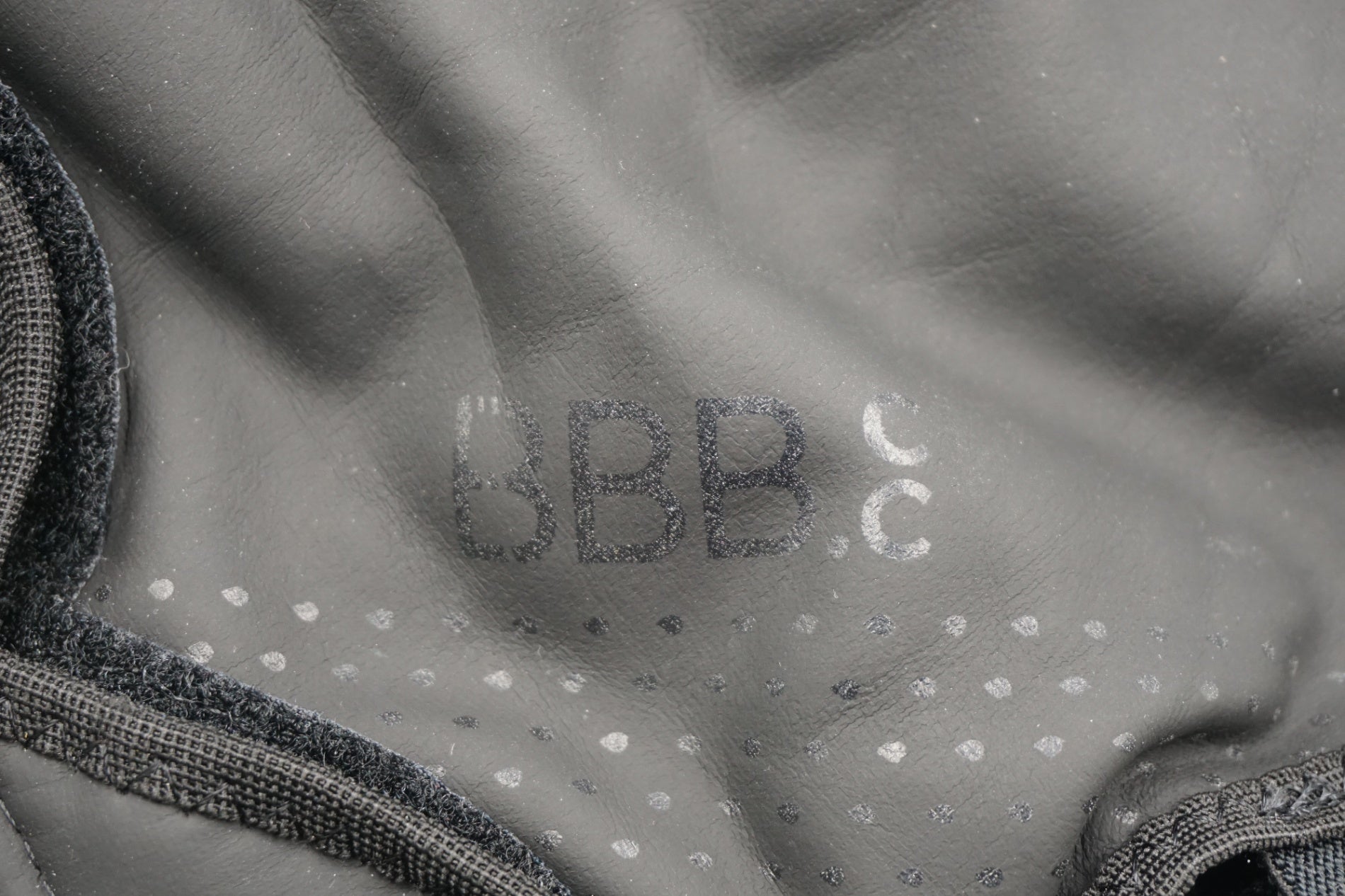 BBB 「ビービービー」 39/43サイズ シューカバー / 奈良店