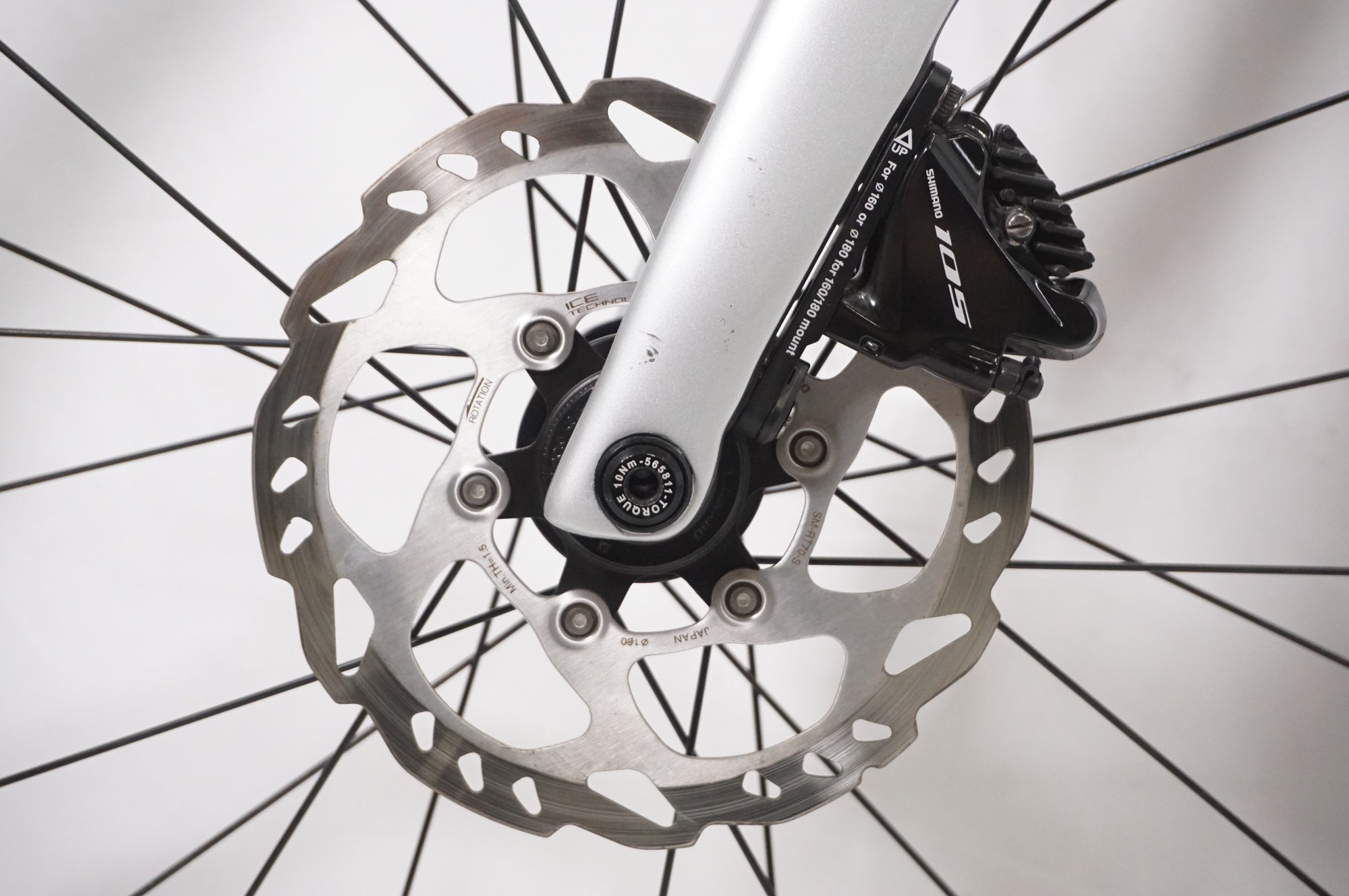TREK 「トレック」 EMONDA SL5 DISC 2021年モデル ロードバイク / AKIBA店