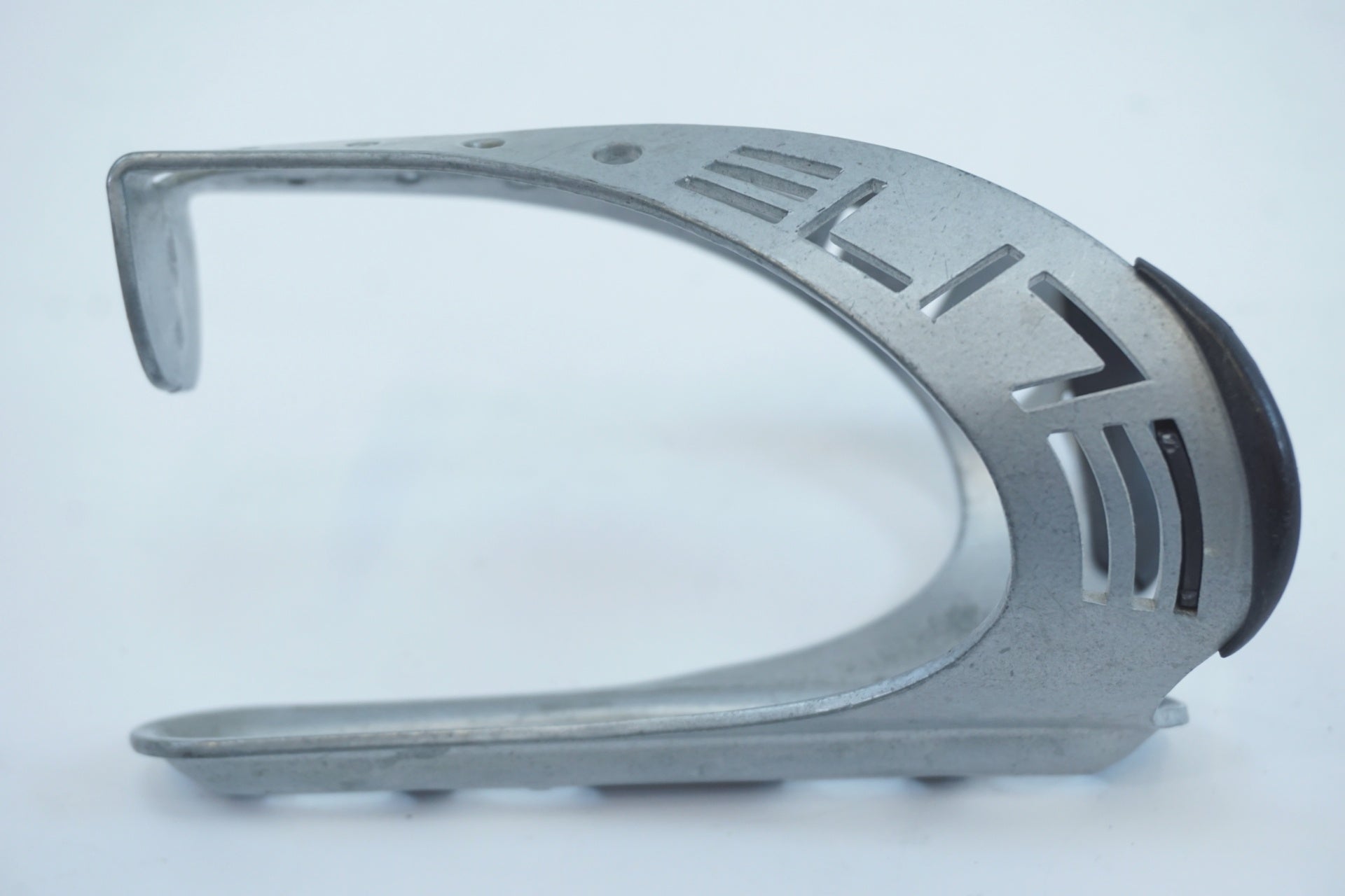 ELITE 「エリート」 ボトルケージ / 有明ガーデン店