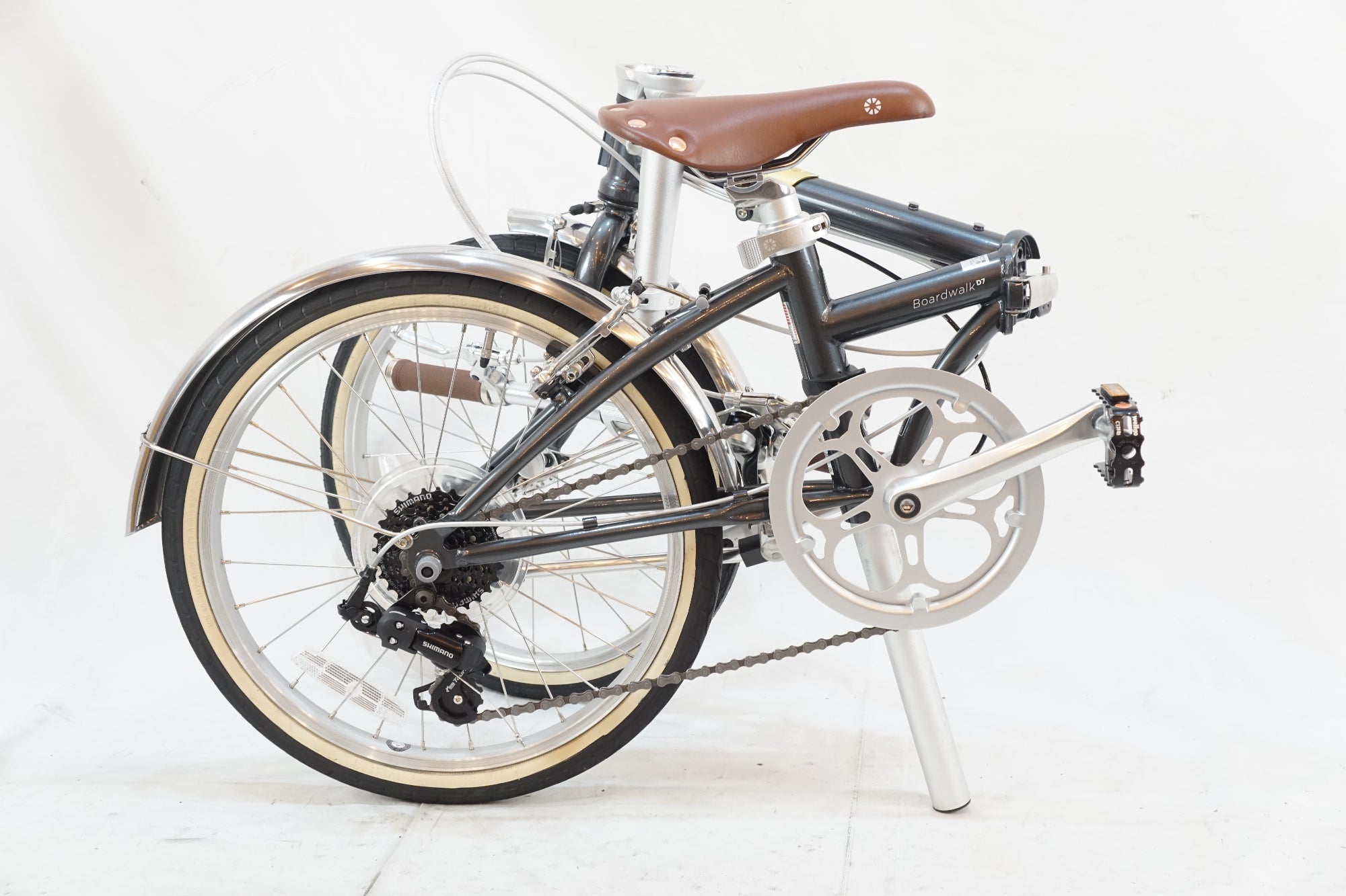 DAHON 「ダホン」 BOARDWALK D7 2022年モデル 20インチ 折り畳み自転車 / バイチャリ浦和ベース