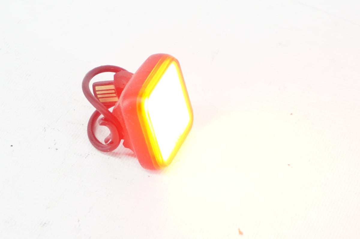 KNOG 「ノグ」BLINDER SQUARE REAR リアライト / 阪急塚口店