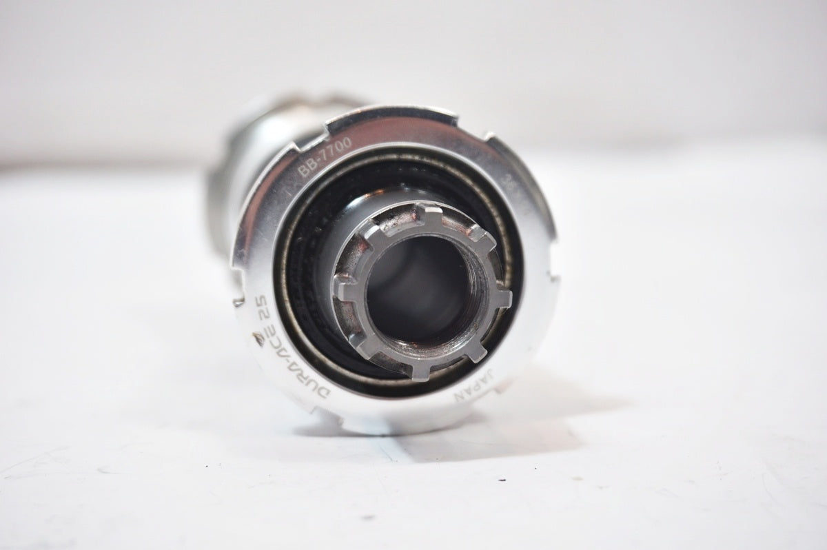 SHIMANO 「シマノデュラエースBB-7700 ボトムブラケット 新品未使用 SHIMANO 「シマノ」 DURA-ACE BB-7700 ボトムブラケット / バイチャリ