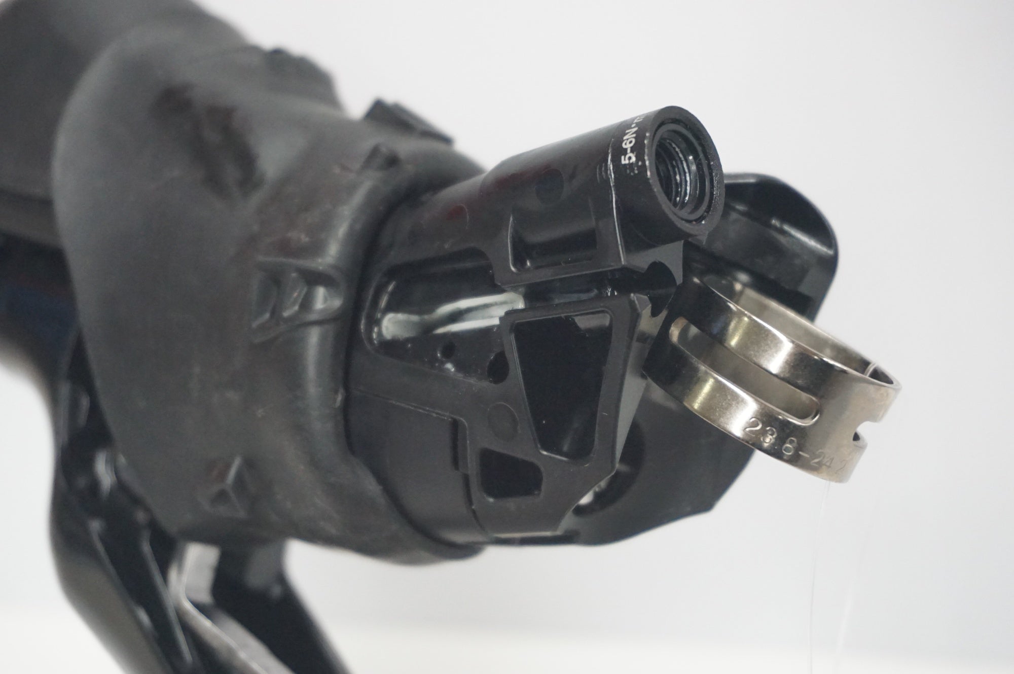 SHIMANO 「シマノ」 105 ST-R7020 右のみ デュアルコントロールレバー / 福岡店