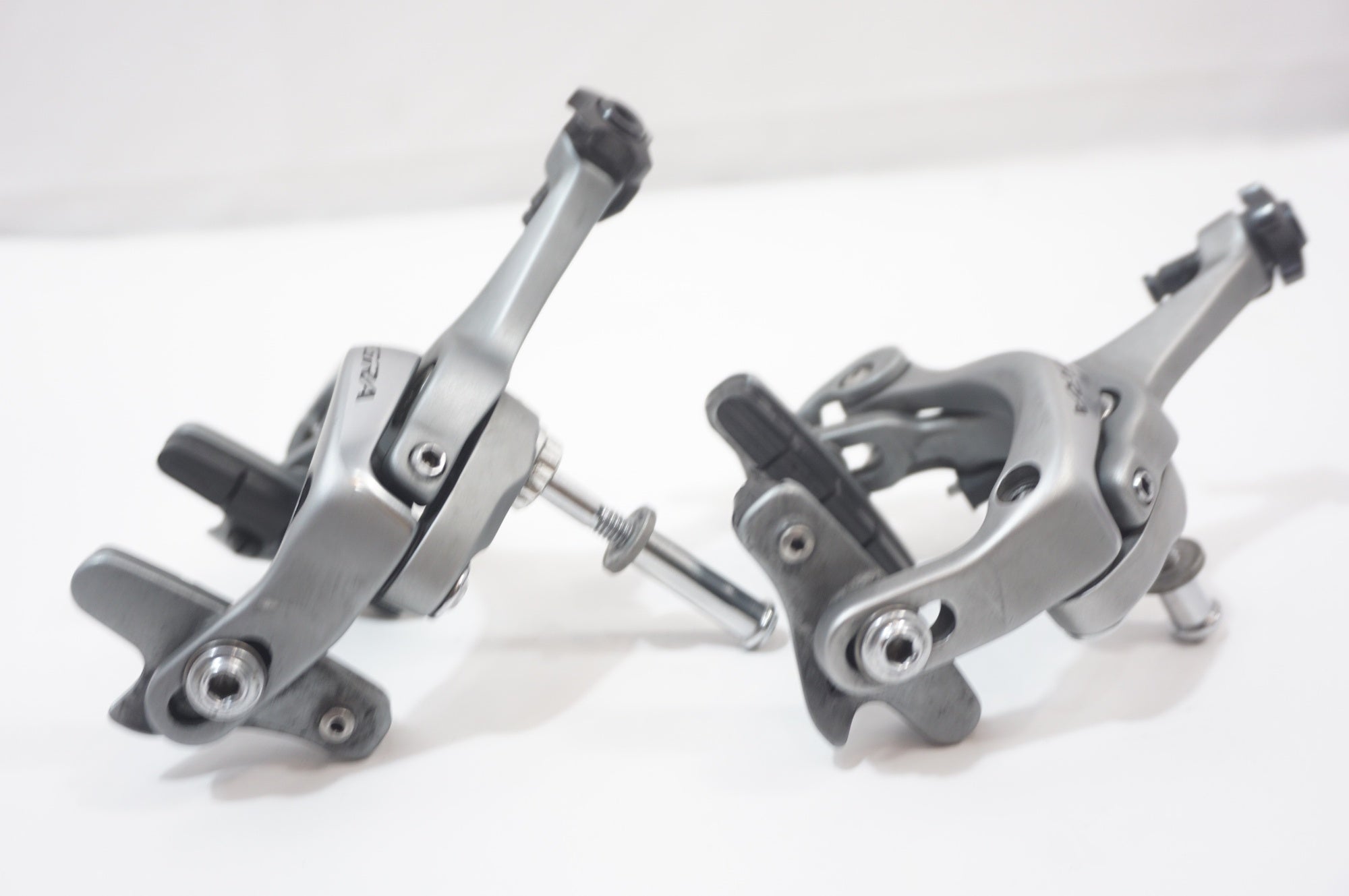 SHIMANO 「シマノ」 ULTEGRA BR-6700 キャリパーブレーキセット / 世田谷店