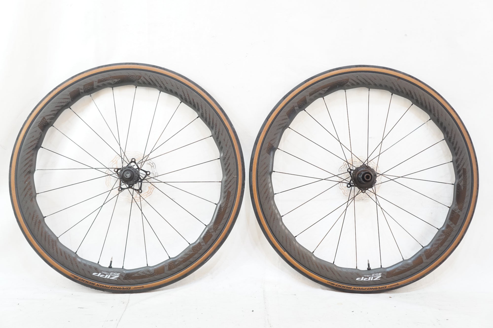 ZIPP 「ジップ」 353 NSW DISC シマノ11速 ホイールセット