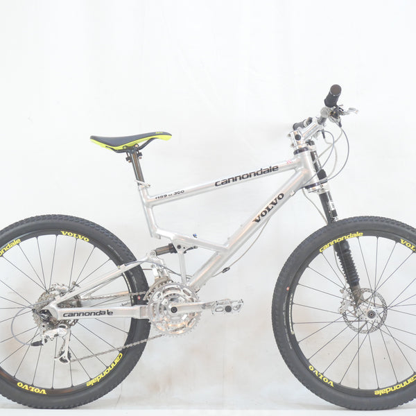 お歳暮・冬ギフト特集2025 CANNONDALE ジャンク 「キャノンデール」 2000年頃 BOY GOOD 自転車本体