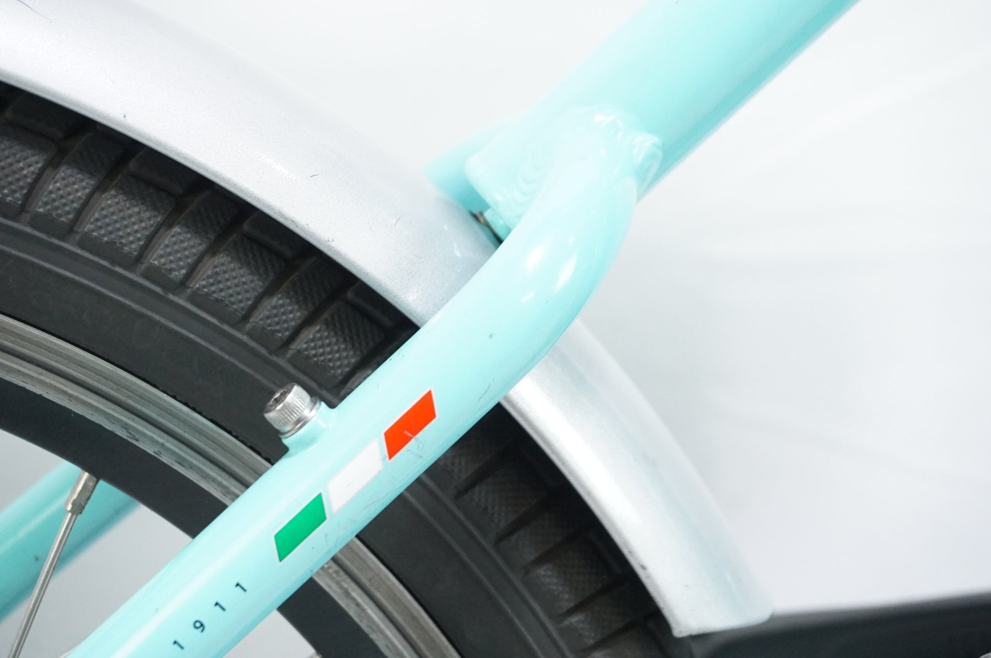 BENELLI 「ベネリ」 MINI LOOP 20+ 2022年モデル 電動アシスト自転車 / 中目黒店