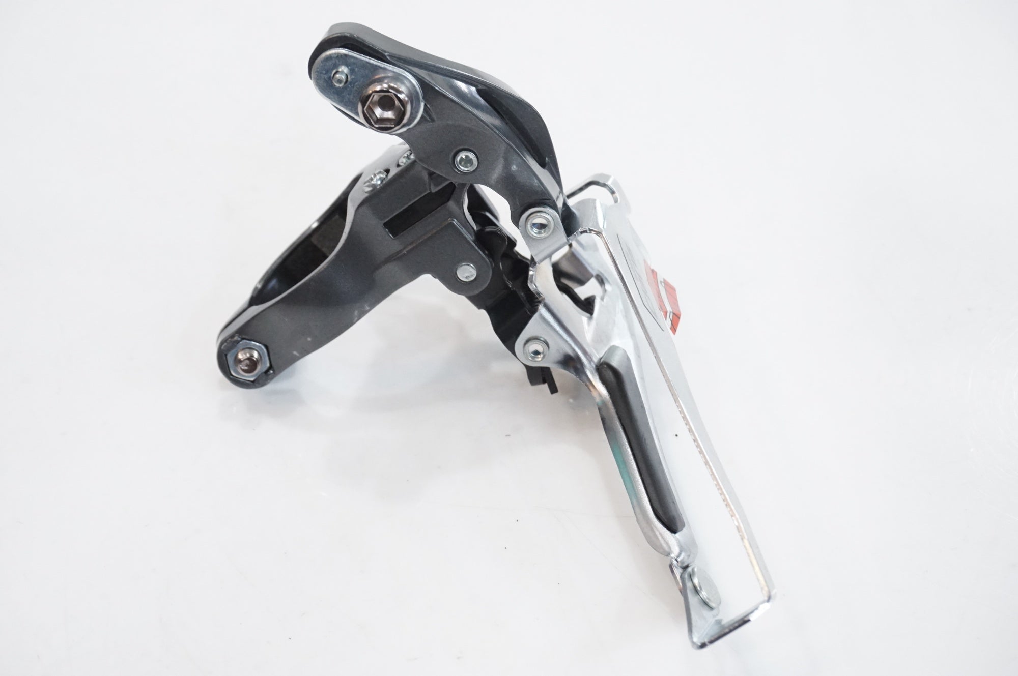 SHIMANO 「シマノ」 FD-R2000 フロントディレイラー / 大宮店