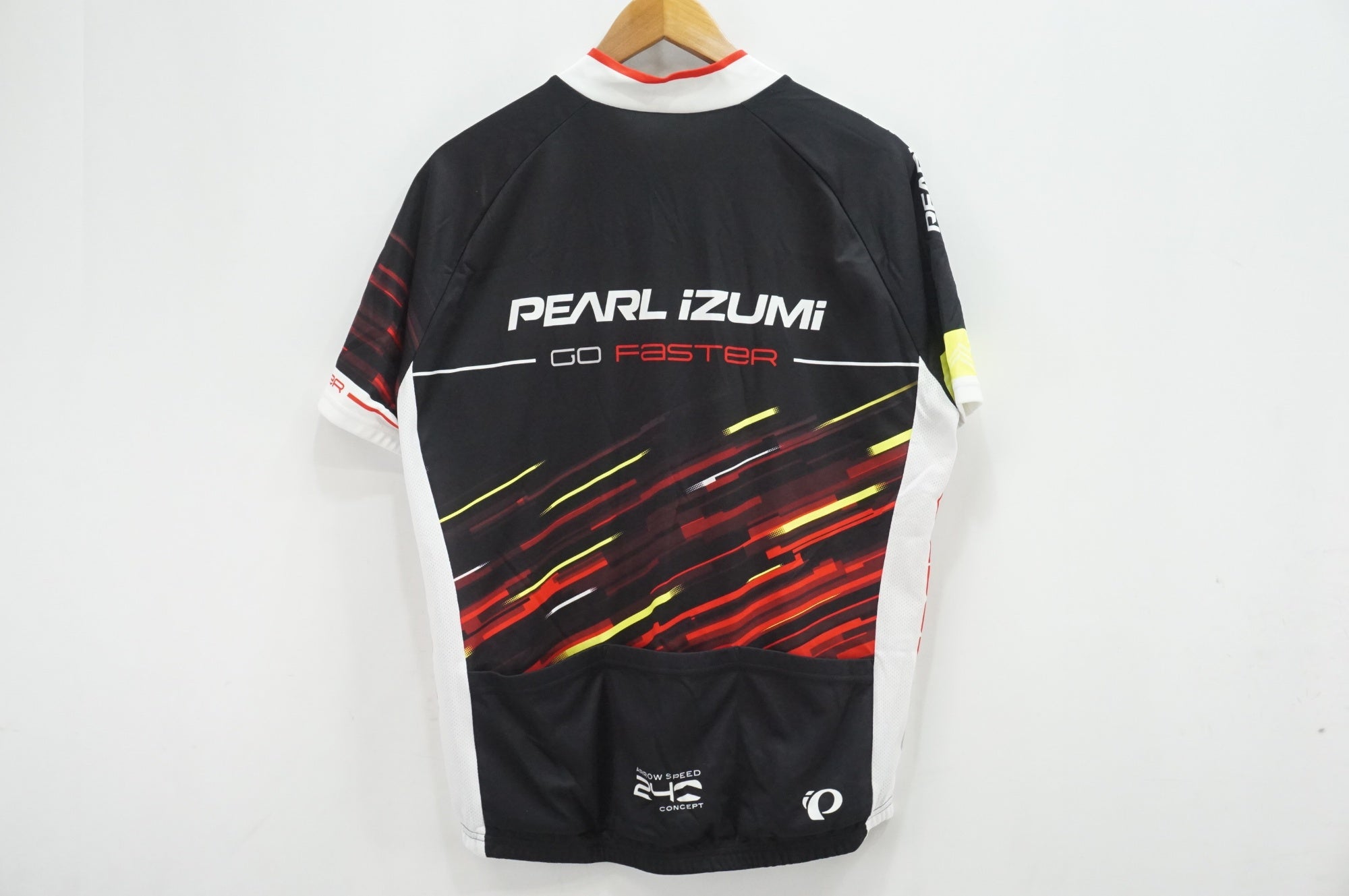 PEARL IZUMI サイクルジャージ 黒/白/赤　XL PEARL IZUMI 「パールイズミ」 BXLサイズ サイクルジャージ / 大宮店