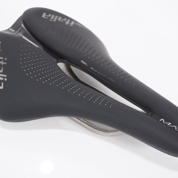 SELLE ITALIA 「セライタリア」 MAX NOVUS BOOST EVO Ti316 SUPERFLOW