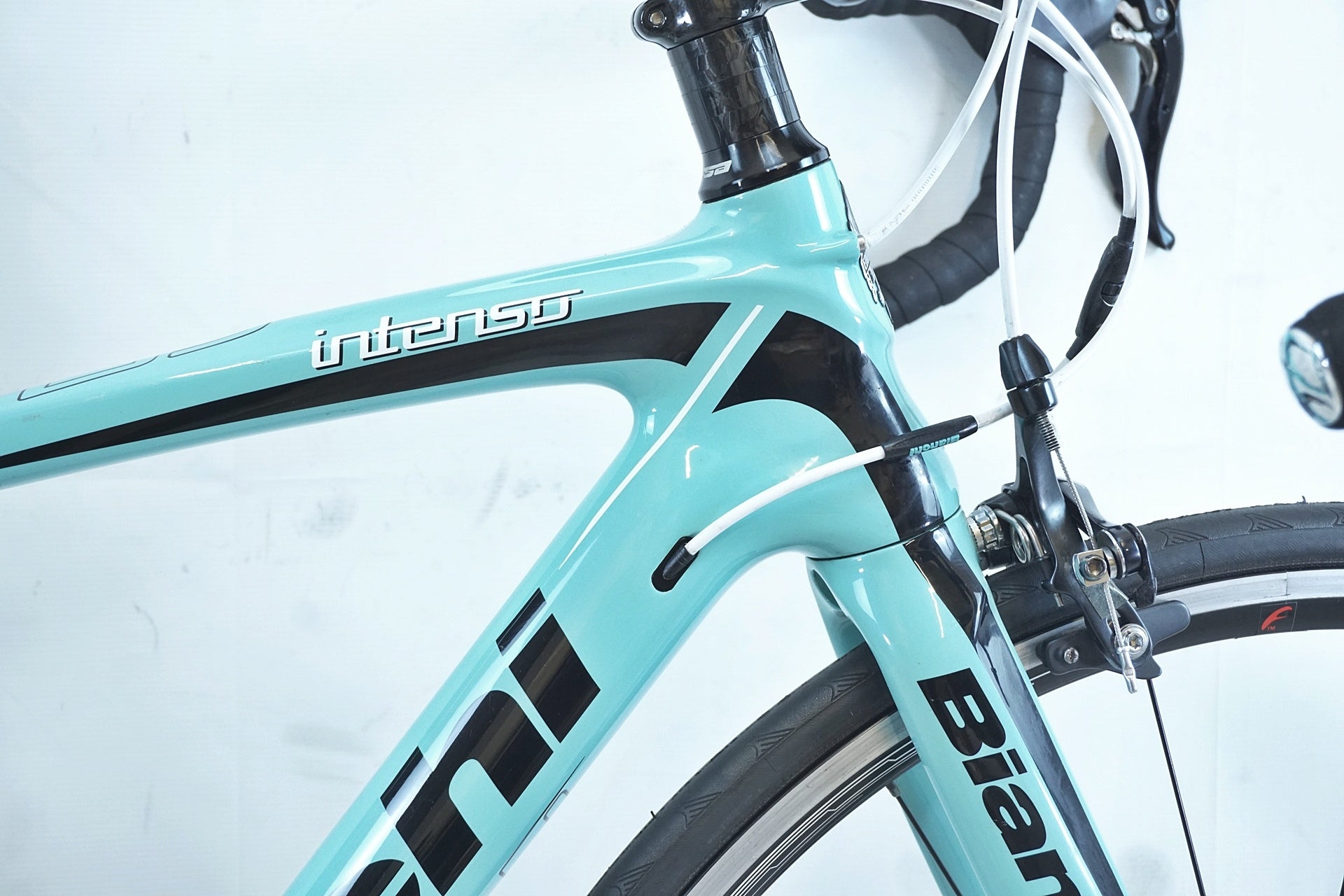 BIANCHI 「ビアンキ」 INTENSO 105 2014年モデル ロードバイク / 有明