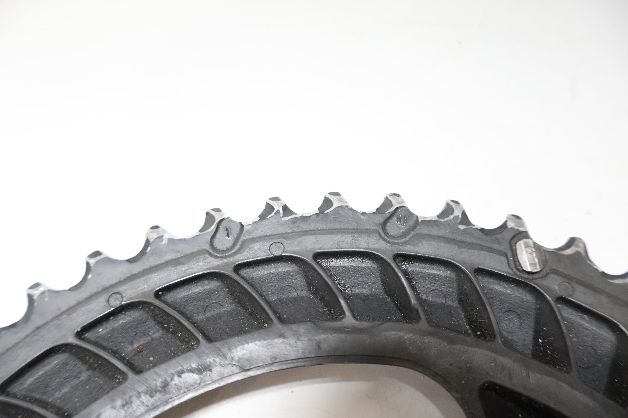 SHIMANO 「シマノ」 105 FC-R7000 52T チェーンリング / 高知店