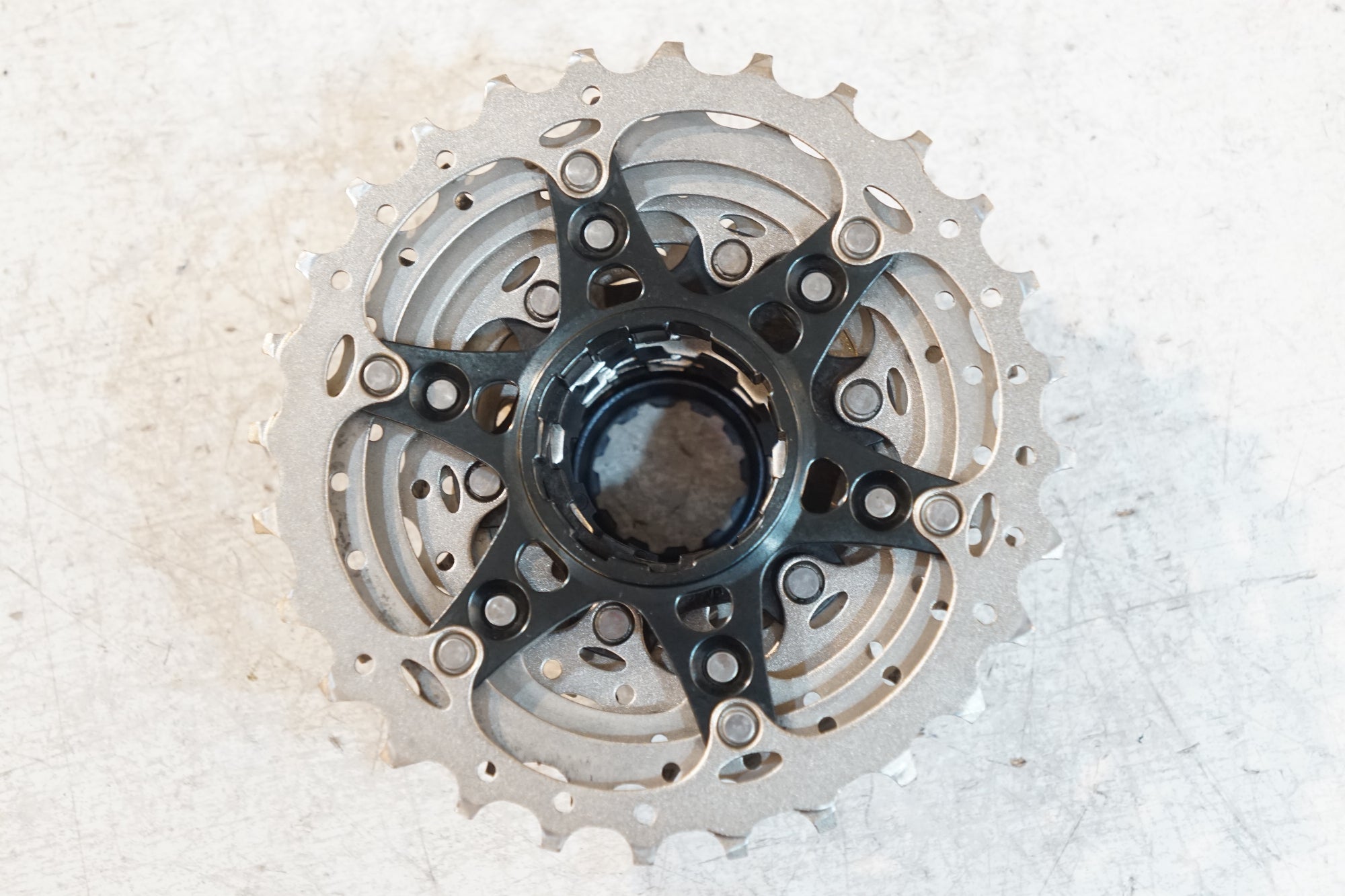 SHIMANO 「シマノ」 ULTEGRA CS-R8000 11-28T スプロケット