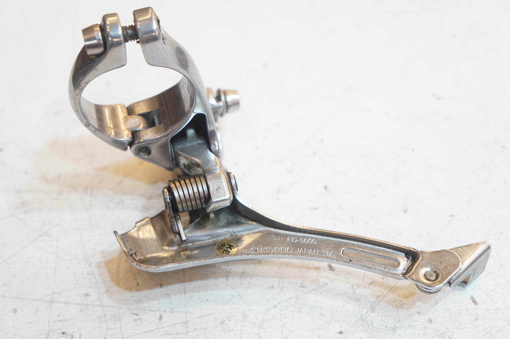 SHIMANO 「シマノ」 105 FD-5600 フロントディレイラー / バイチャリ浦和ベース
