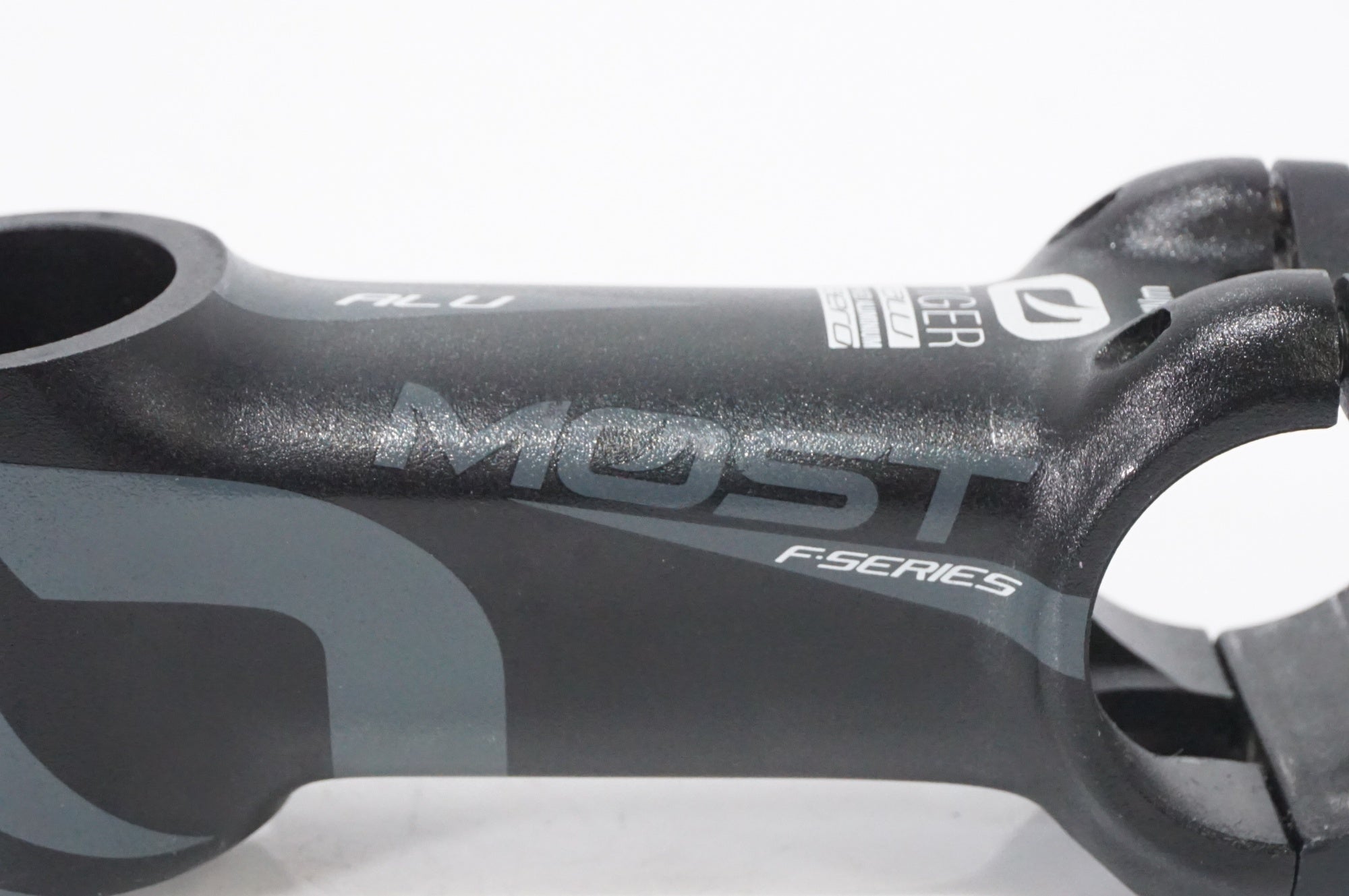 MOST 「モスト」 TIGER ALU AERO φ31.8 90mm ステム / AKIBA店