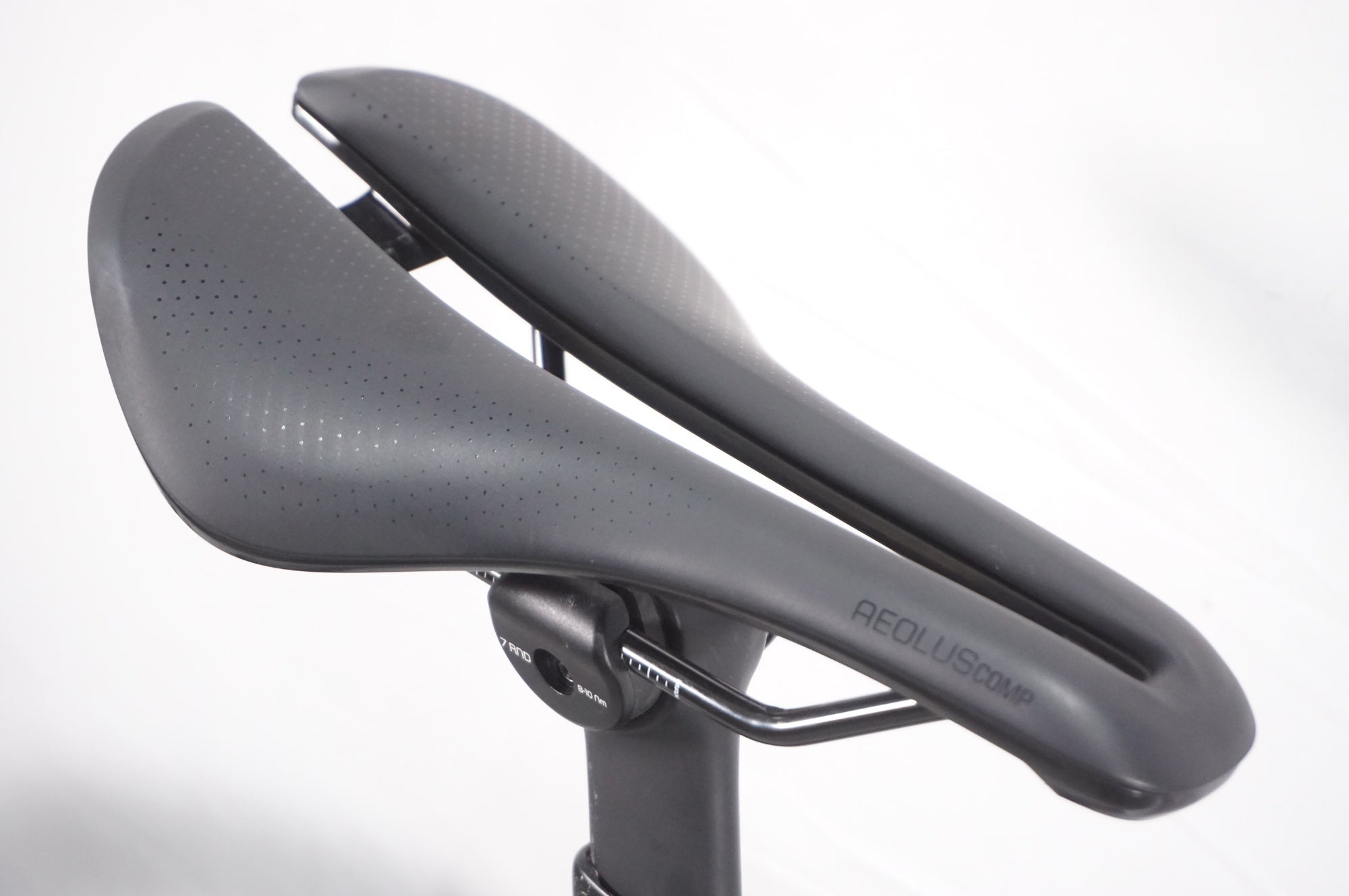 TREK 「トレック」 MADONE SL 5 (GEN 8) 2026年モデル ロードバイク