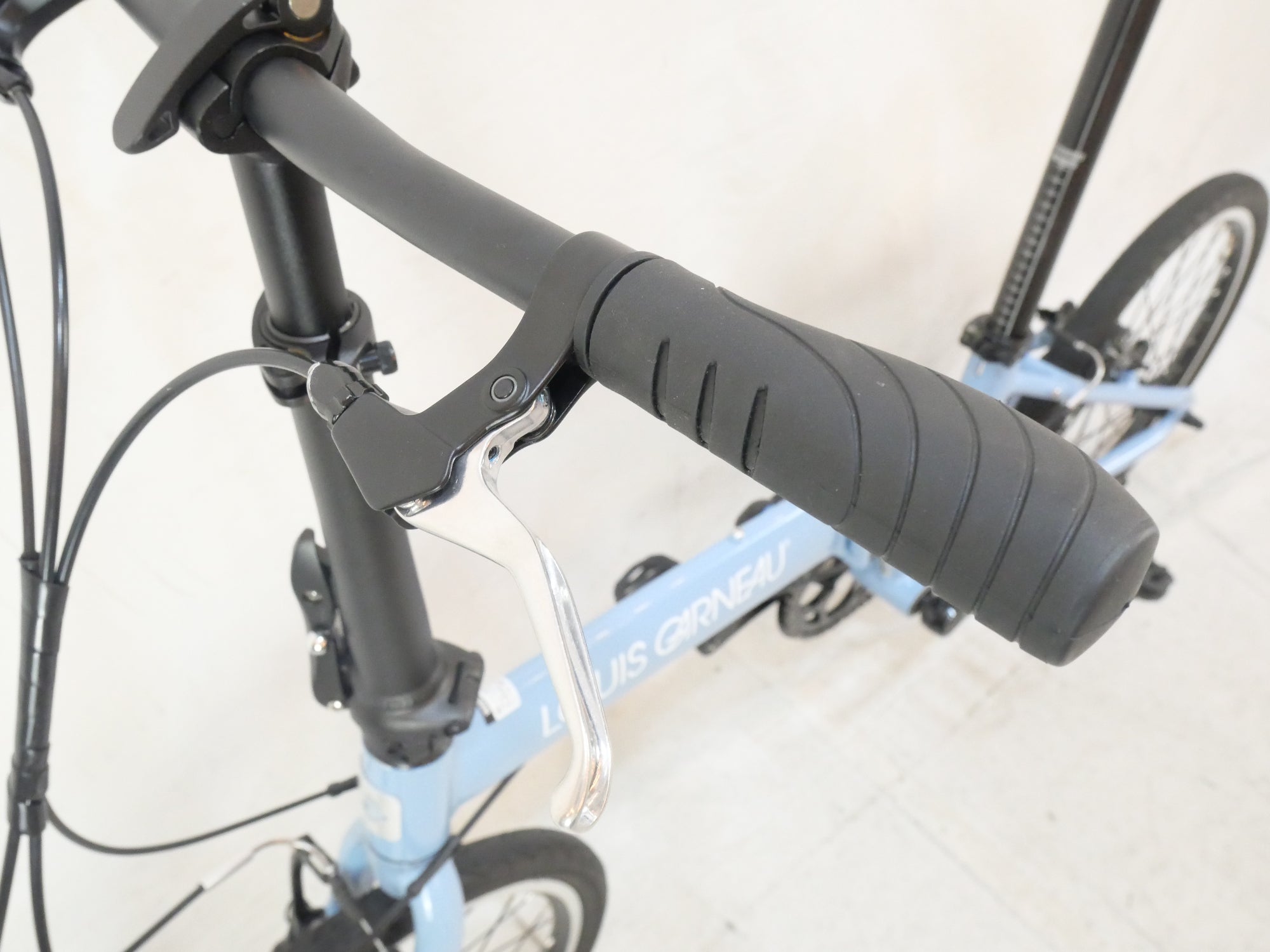 LOUIS GARNEAU 「ルイガノ」 EASEL 6.0 2021年モデル 20インチ 折り畳み自転車 / バイチャリ浦和ベース