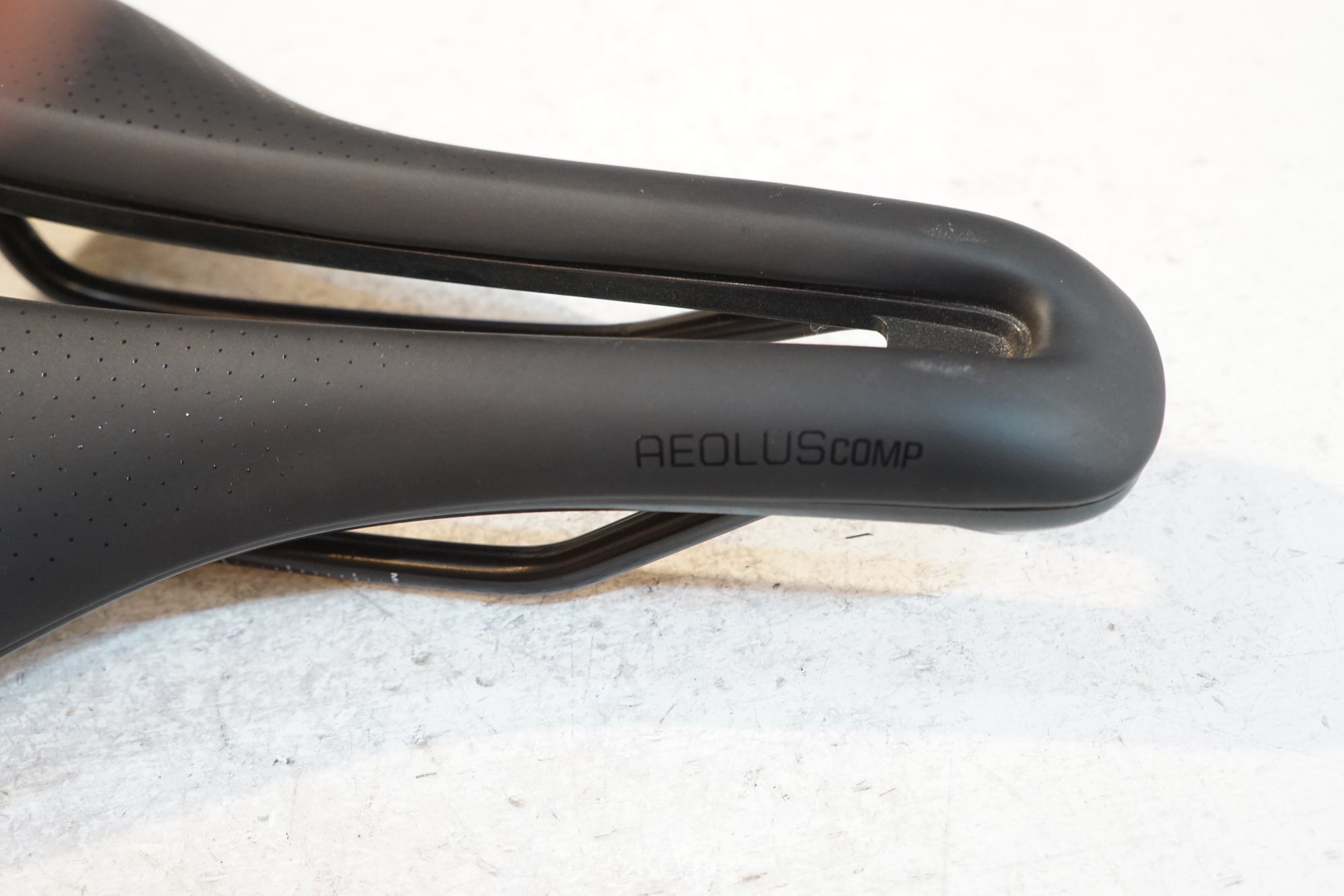 BONTRAGER 「ボントレガー」 AEOLUS COMP サドル / バイチャリ浦和