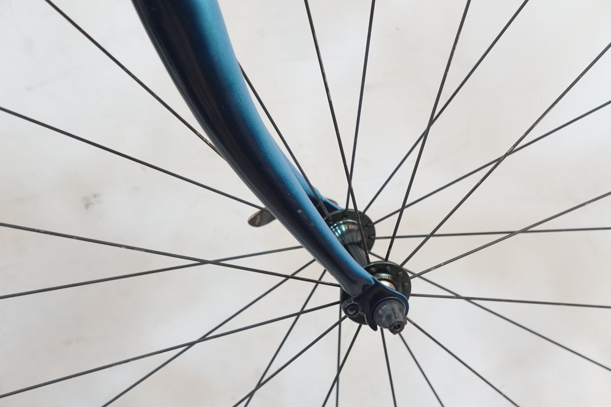 GIANT 「ジャイアント」 ESCAPE R3 2015年モデル クロスバイク / バイチャリ浦和ベース