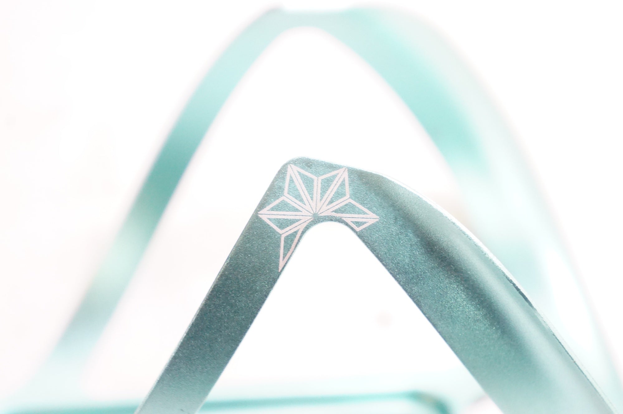 SUPACAZ 「スパカズ」 FLY CAGE ANO ボトルケージ / 熊谷本店