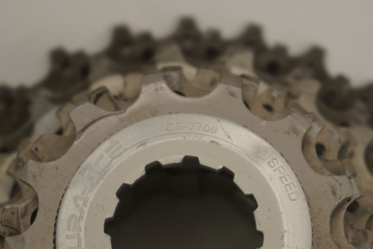 SHIMANO 「シマノ」 DURA-ACE CS-7700 13-25T スプロケット