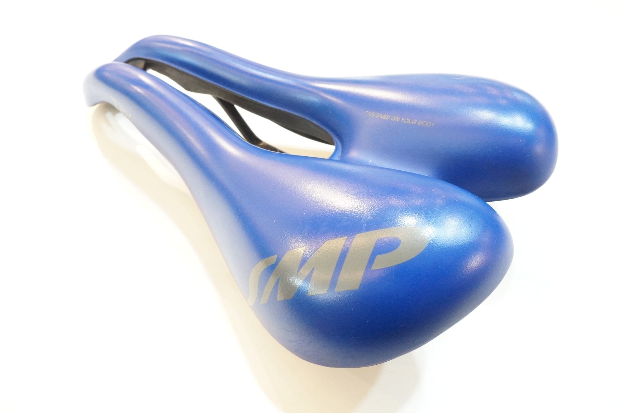 SELLE SMP 「セラエスエムピー」 TRK サドル / 浦和ベース