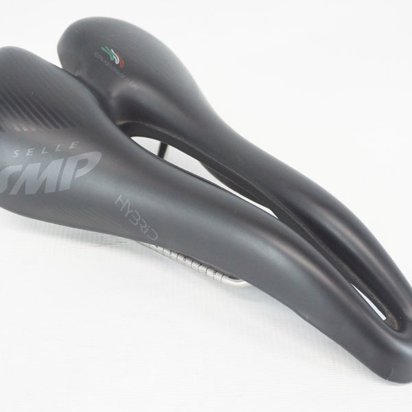 SELLE SMP 「セラエスエムピー」 HYBRID サドル / 阪急塚口店