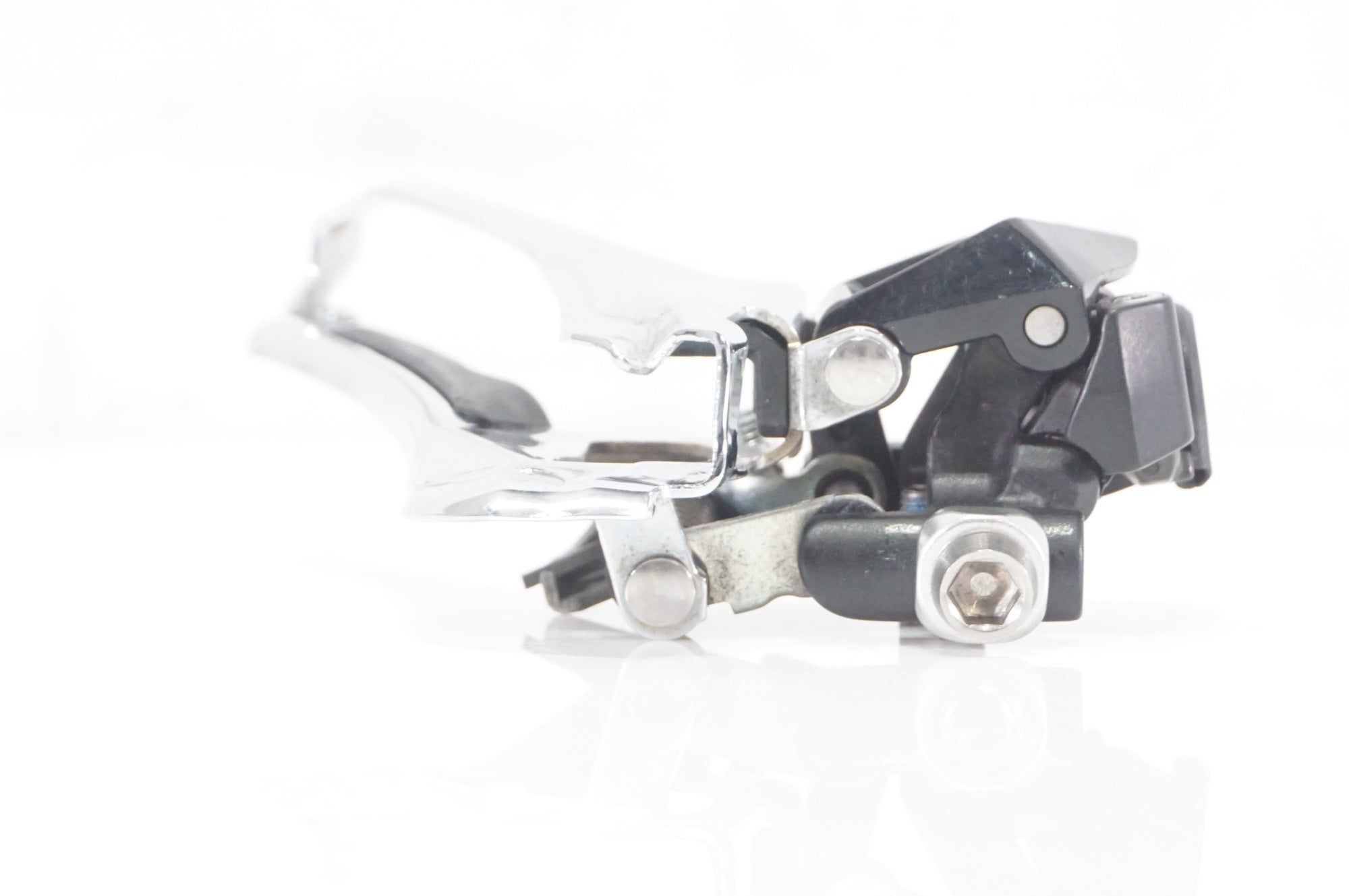 SHIMANO 「シマノ」 105 FD-R7000 フロントディレイラ― / AKIBA店