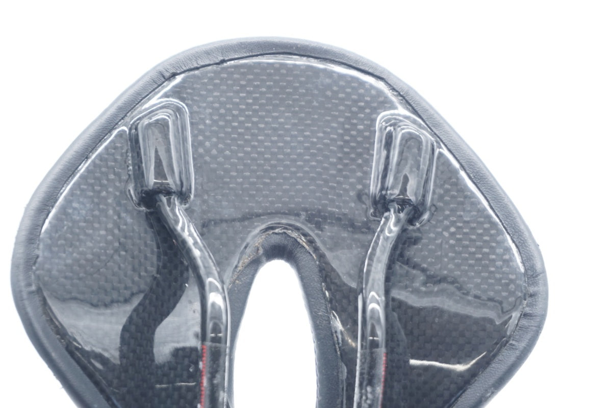 TNI 「ティーエヌアイ」 LITEFLY サドル / 滋賀大津店