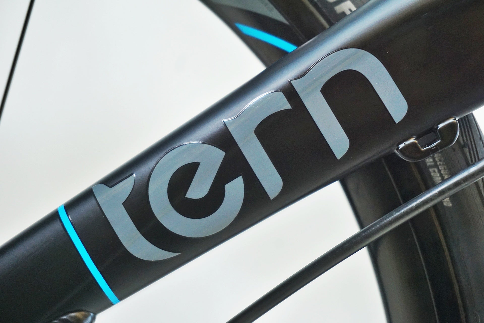 TERN 「ターン」 VERGE P10 2017年モデル 20インチ 折りたたみ自転車