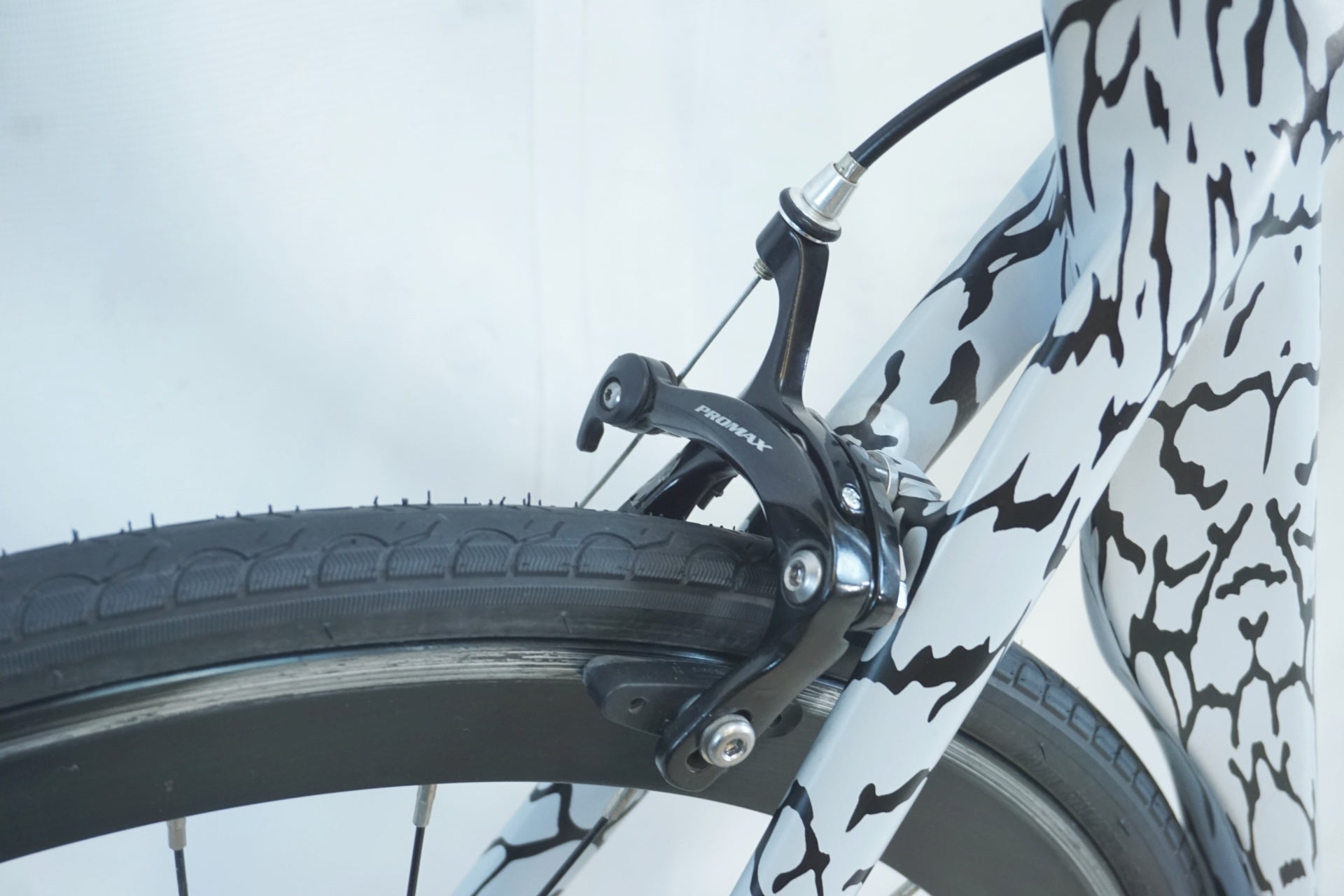 LEADER BIKES 「リーダーバイク」 735TR ATOMS 2019年モデル ピスト