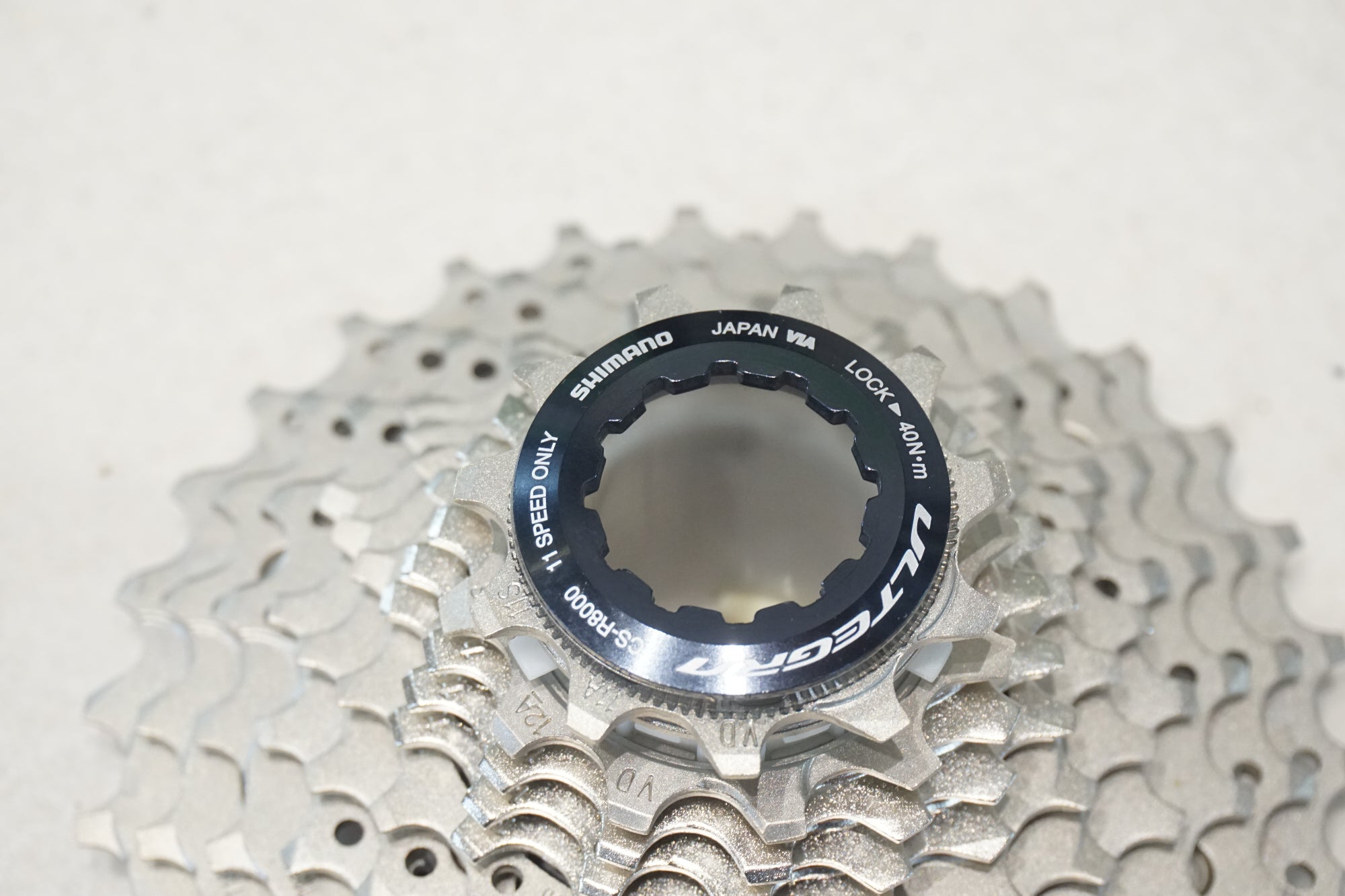 SHIMANO 「シマノ」 ULTEGRA CS-R8000 11-30T スプロケット / 横浜戸塚