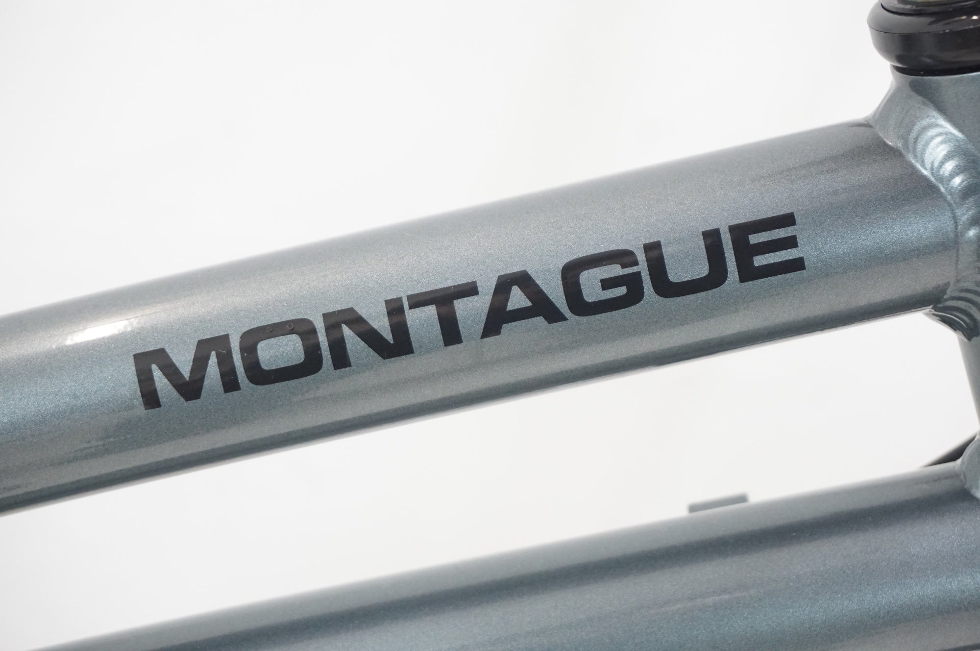 MONTAGUE 「モンタギュー」 BOSTON 8 2016年頃 700C 折り畳み自転車 / 福岡アイランドシティ店