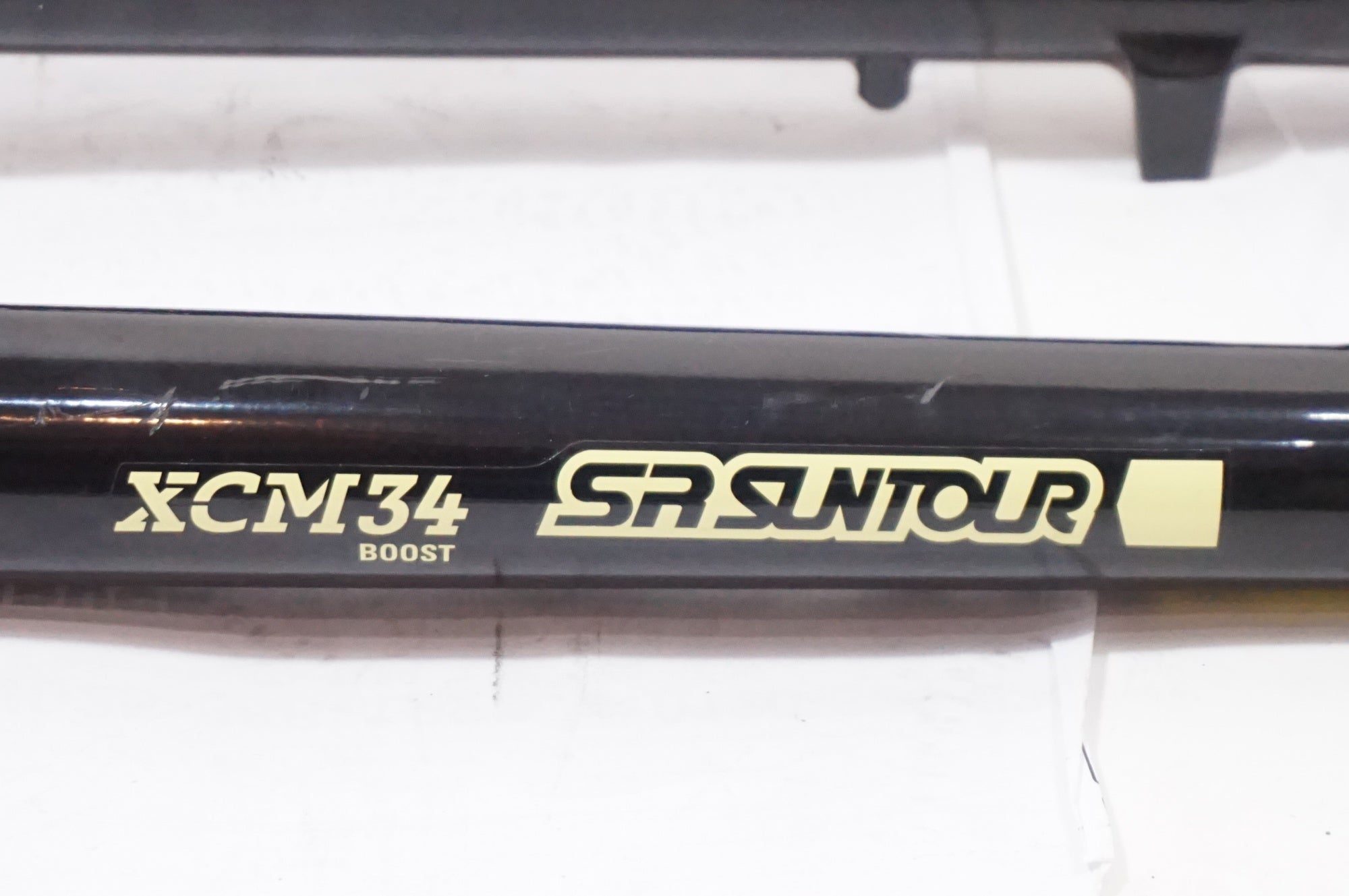 SR SUNTOUR 「エスアールサンツアー」 XCM34 BOOST 29インチ